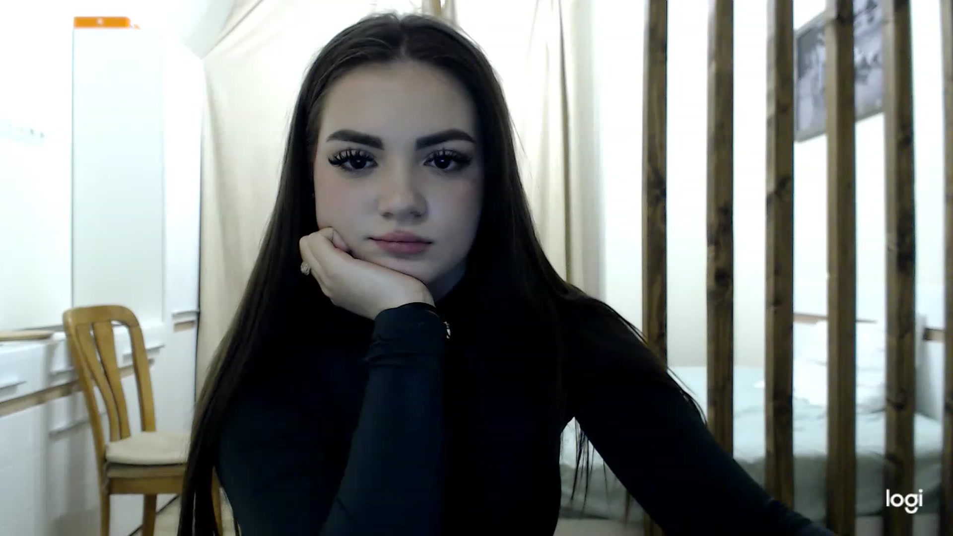 Gallery image thumbnail from CutieMoonX's myfreecams stream on, 03/09/2023, 16:54 image 15 of 20