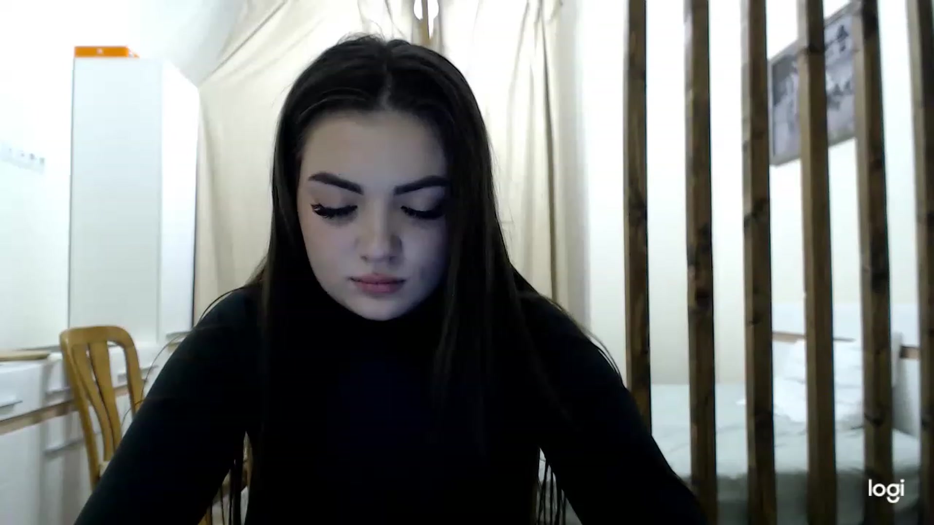Gallery image thumbnail from CutieMoonX's myfreecams stream on, 03/09/2023, 16:54 image 2 of 20