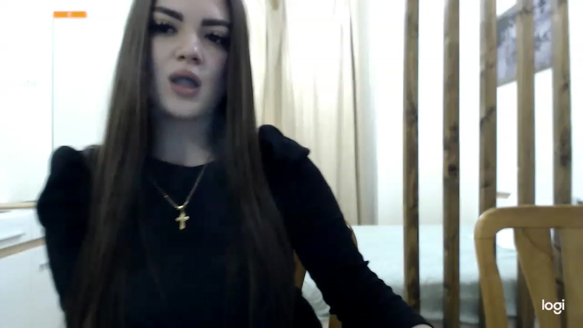 Gallery image thumbnail from CutieMoonX's myfreecams stream on, 03/10/2023, 15:46 image 3 of 20
