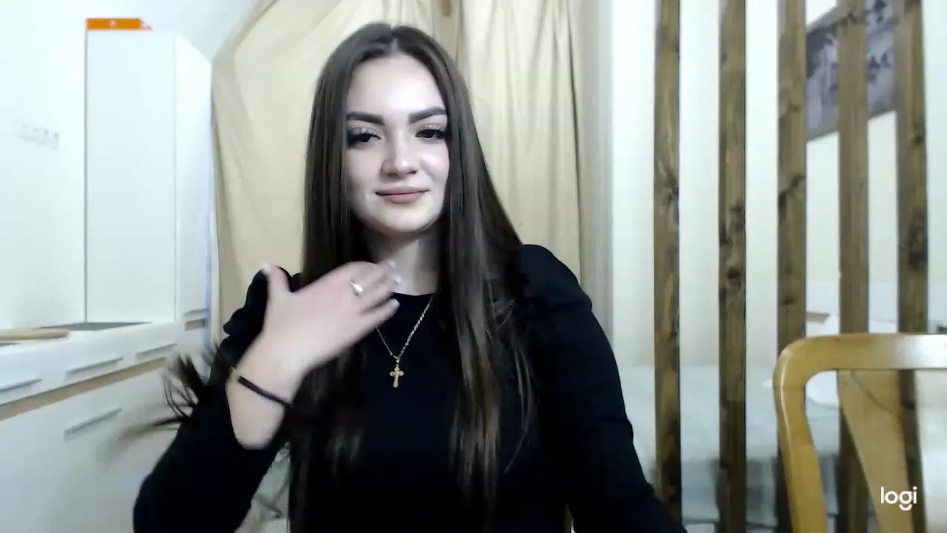 Gallery image thumbnail from CutieMoonX's myfreecams stream on, 03/10/2023, 15:46 image 7 of 20