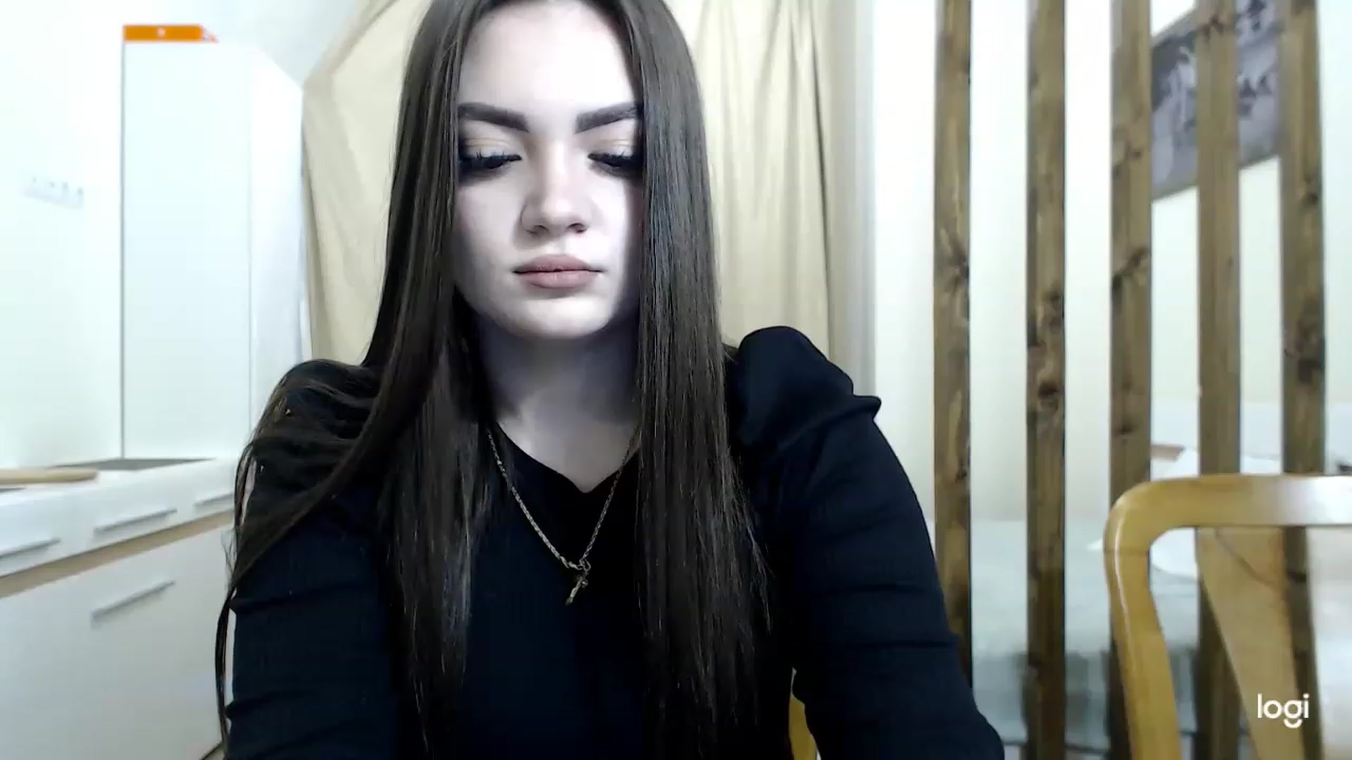 Gallery image thumbnail from CutieMoonX's myfreecams stream on, 03/10/2023, 15:46 image 14 of 20