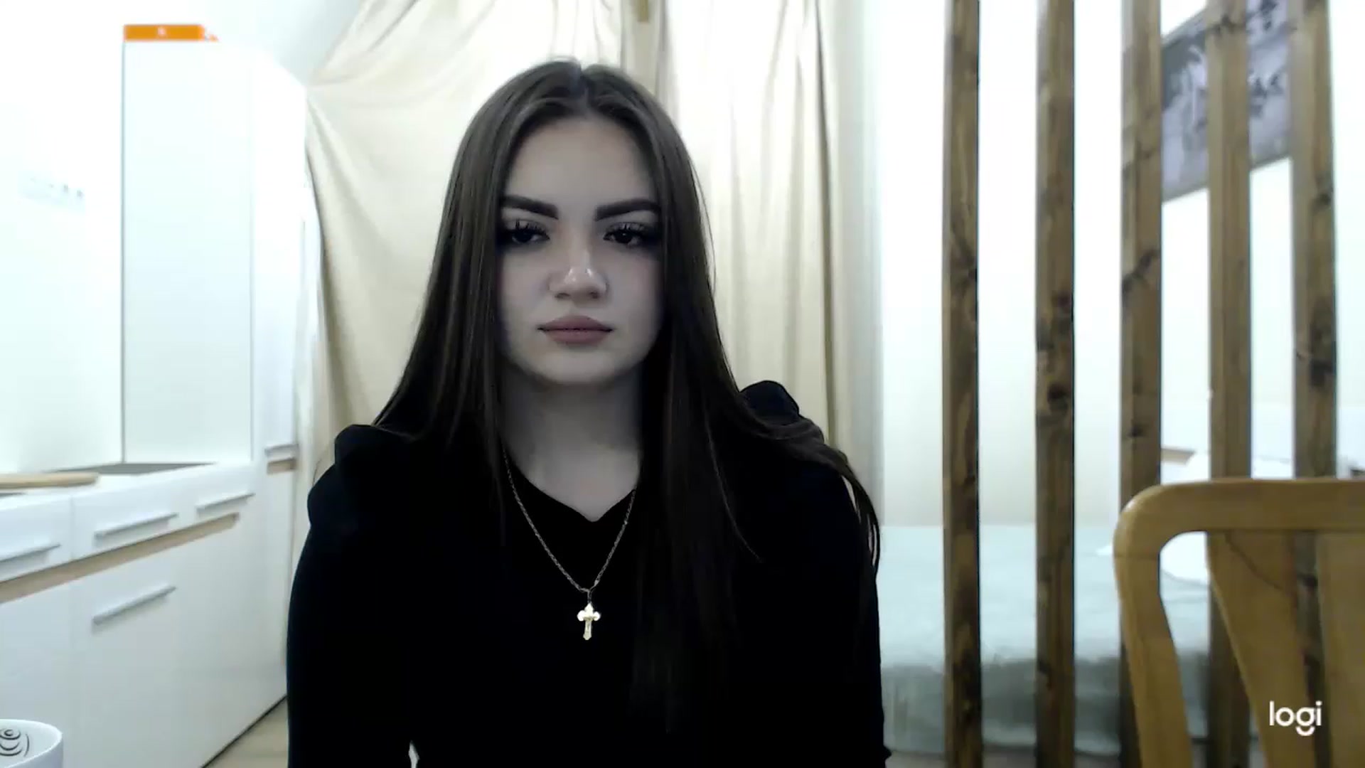 Gallery image thumbnail from CutieMoonX's myfreecams stream on, 03/10/2023, 16:19 image 7 of 20