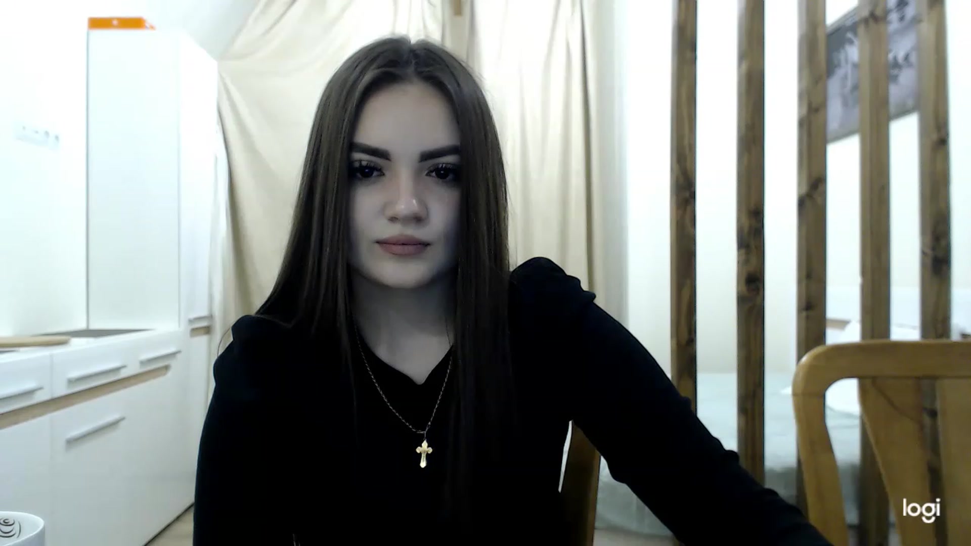 Gallery image thumbnail from CutieMoonX's myfreecams stream on, 03/10/2023, 16:19 image 10 of 20