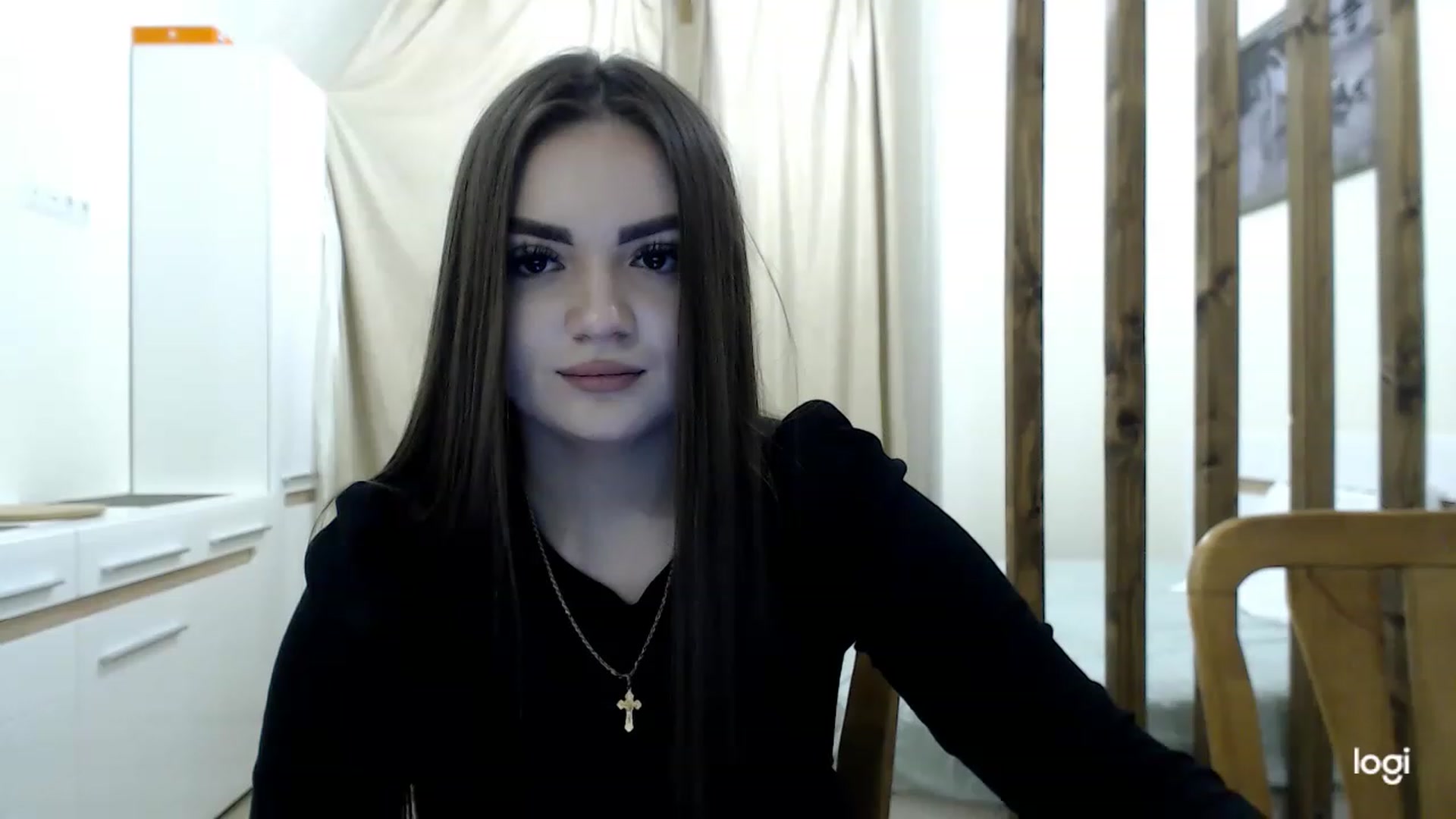 Gallery image thumbnail from CutieMoonX's myfreecams stream on, 03/10/2023, 16:19 image 15 of 20