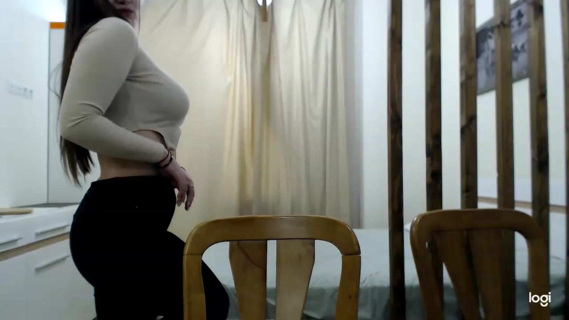 Gallery image thumbnail from CutieMoonX's myfreecams stream on, 03/13/2023, 15:21 image 11 of 20