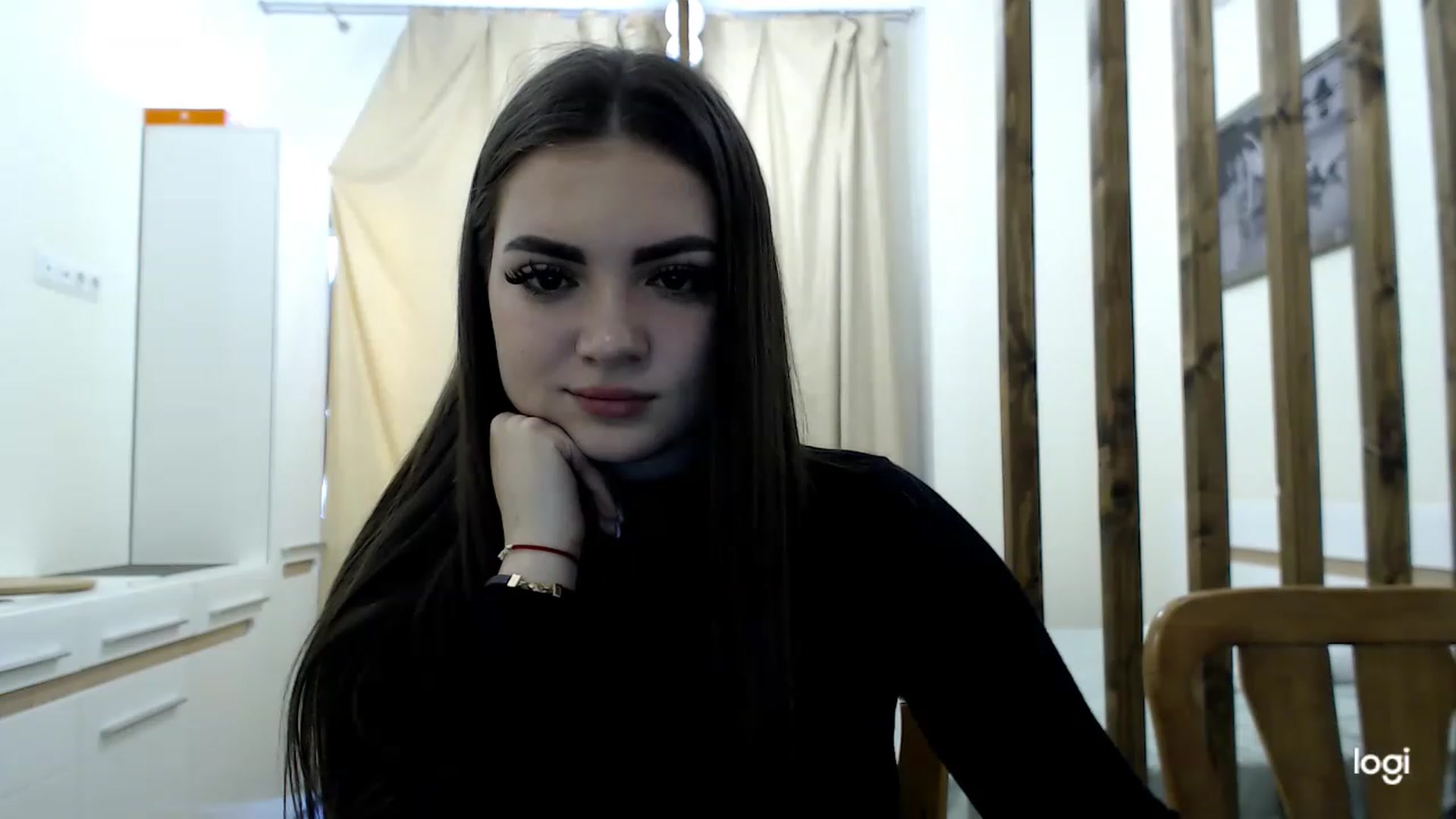 Gallery image thumbnail from CutieMoonX's myfreecams stream on, 03/14/2023, 14:19 image 9 of 20