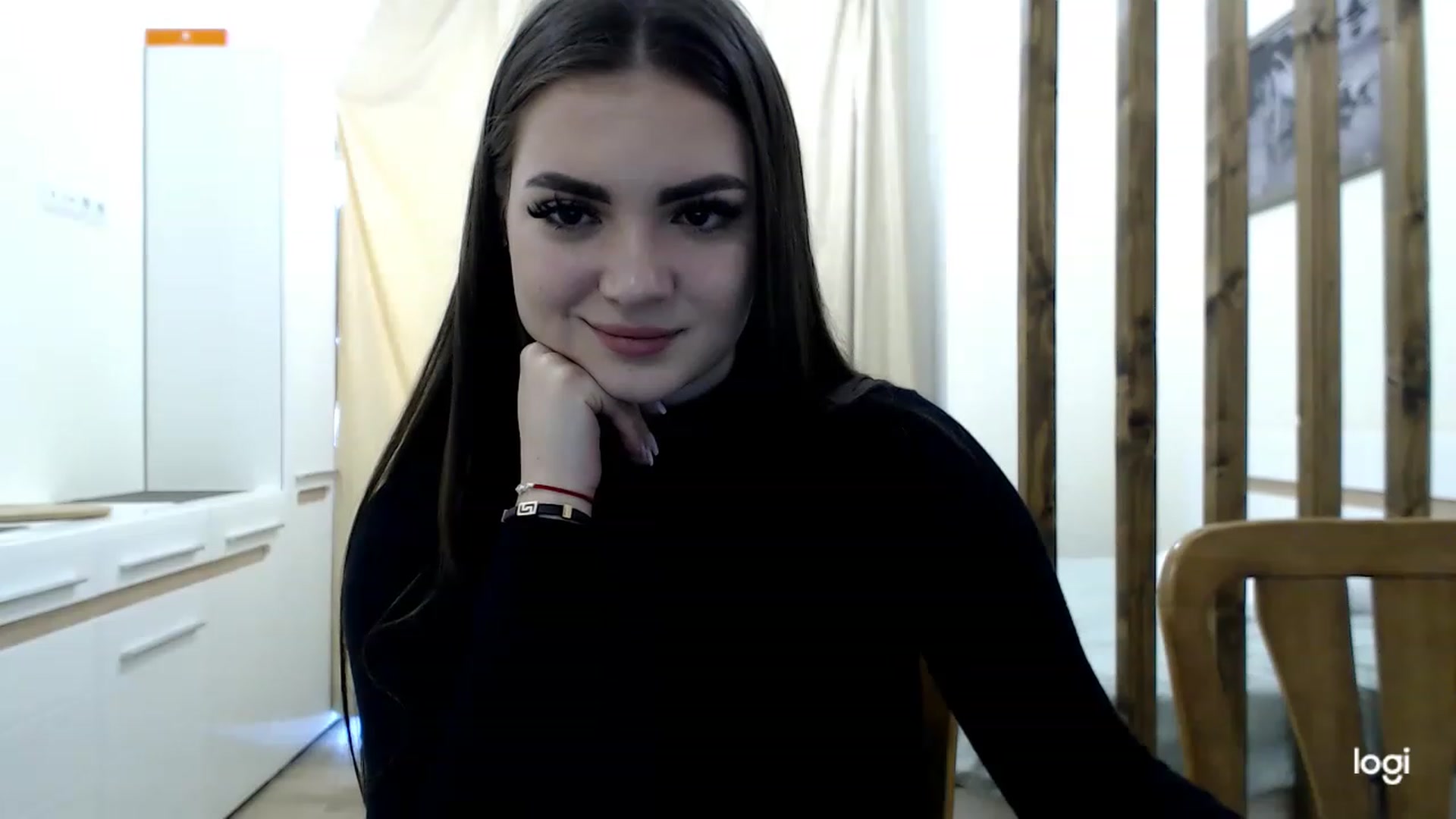 Gallery image thumbnail from CutieMoonX's myfreecams stream on, 03/14/2023, 14:19 image 12 of 20