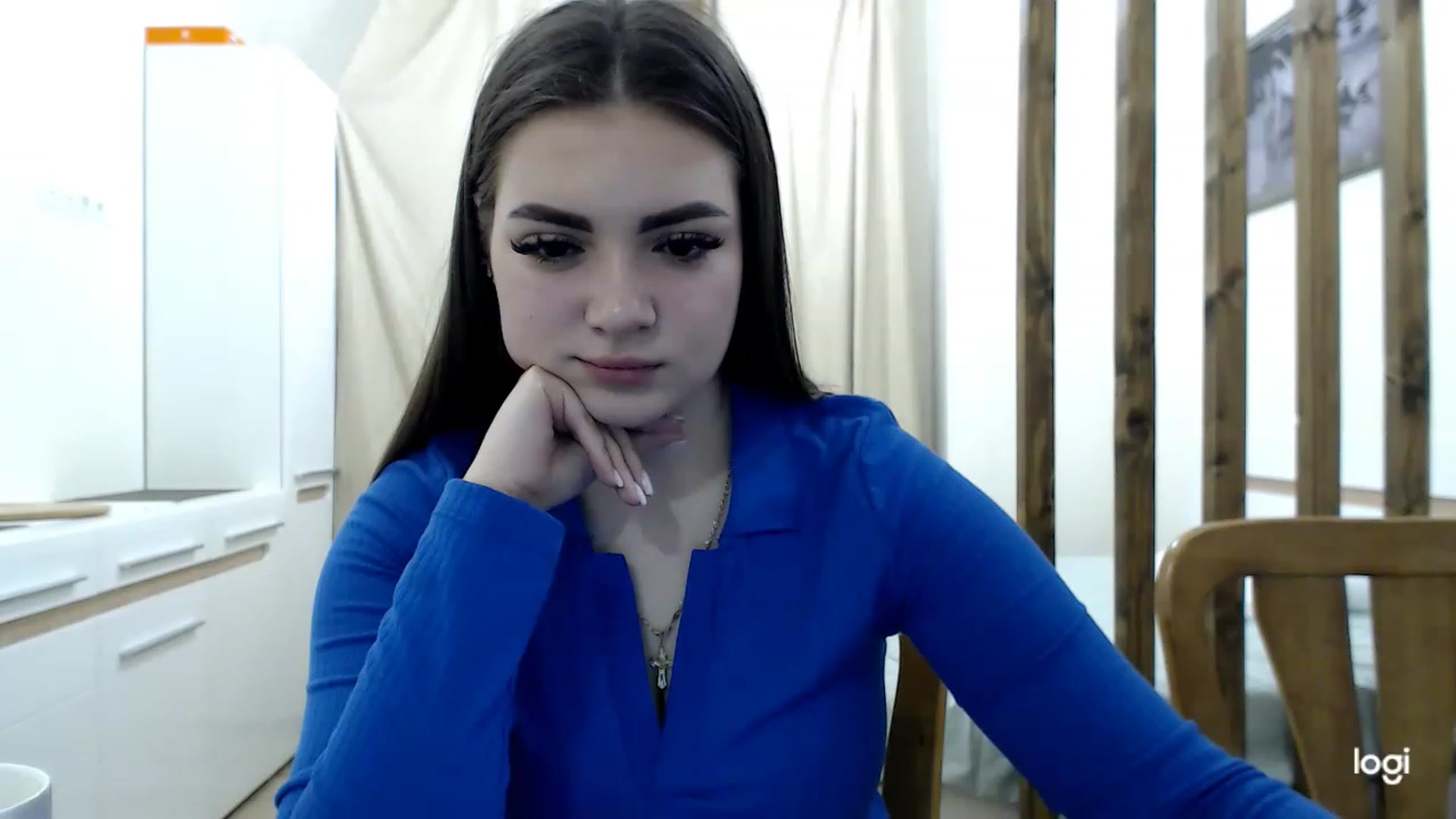 Gallery image thumbnail from CutieMoonX's myfreecams stream on, 03/14/2023, 16:49 image 6 of 20