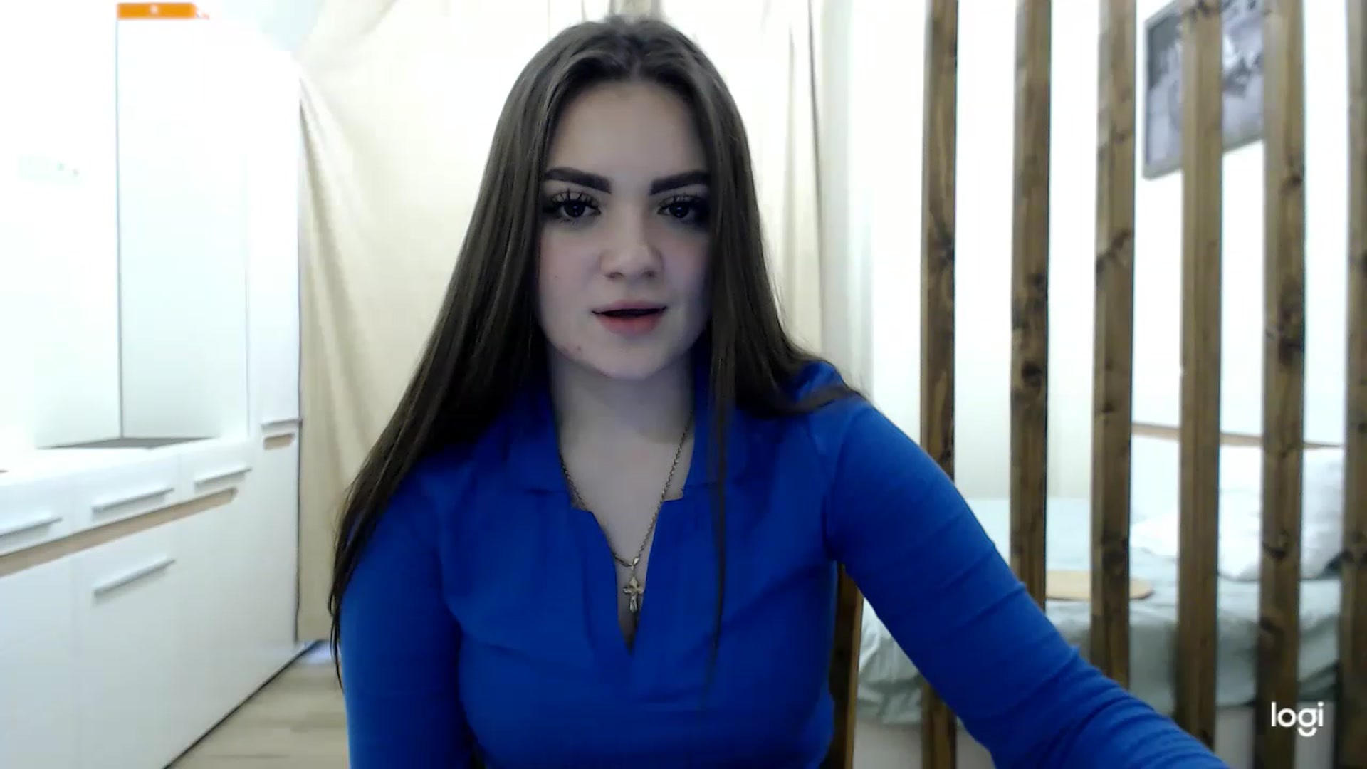 Gallery image thumbnail from CutieMoonX's myfreecams stream on, 03/15/2023, 15:24 image 7 of 20