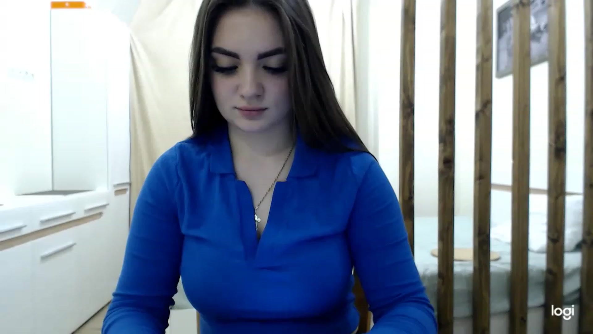 Gallery image thumbnail from CutieMoonX's myfreecams stream on, 03/15/2023, 15:24 image 2 of 20