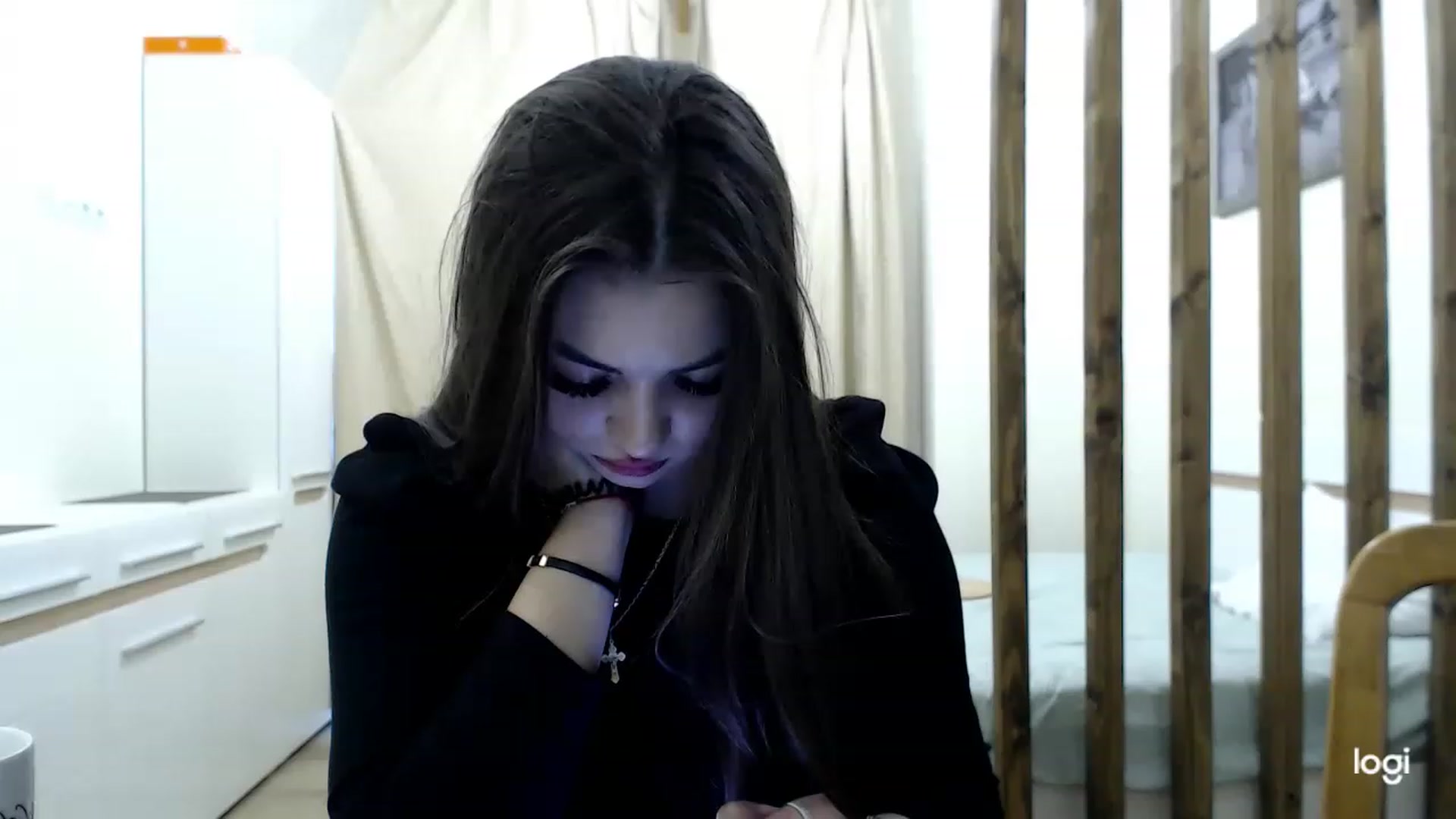 Gallery image thumbnail from CutieMoonX's myfreecams stream on, 03/17/2023, 15:01 image 8 of 20