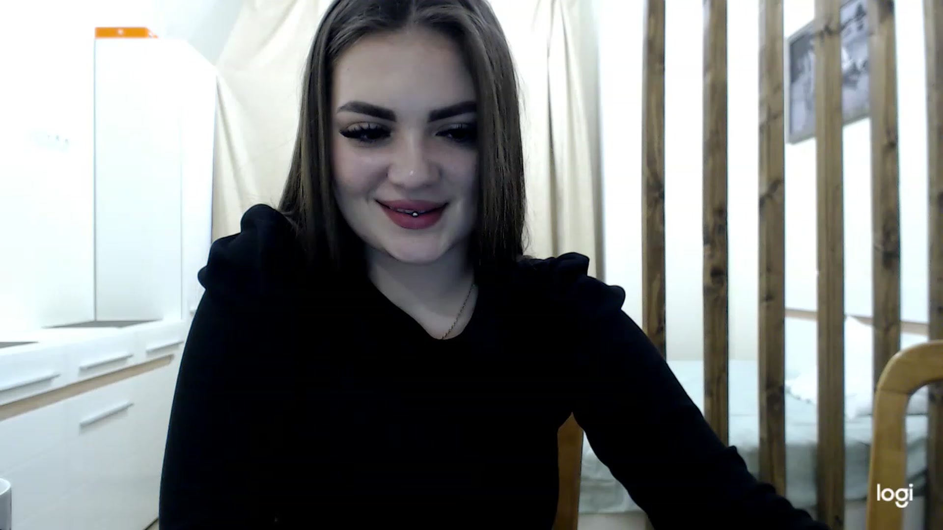 Gallery image thumbnail from CutieMoonX's myfreecams stream on, 03/17/2023, 16:33 image 11 of 20