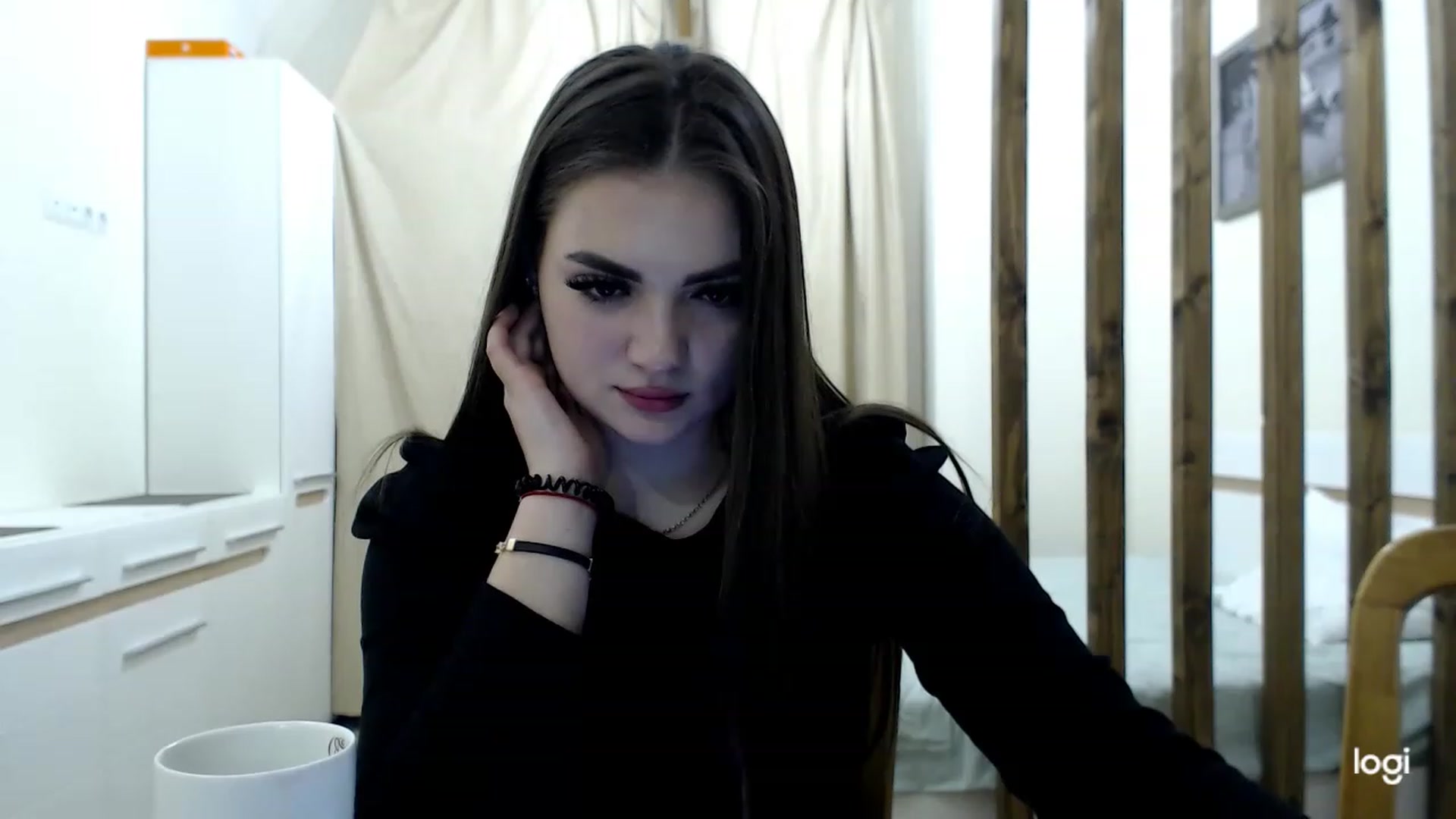 Gallery image thumbnail from CutieMoonX's myfreecams stream on, 03/17/2023, 16:33 image 9 of 20