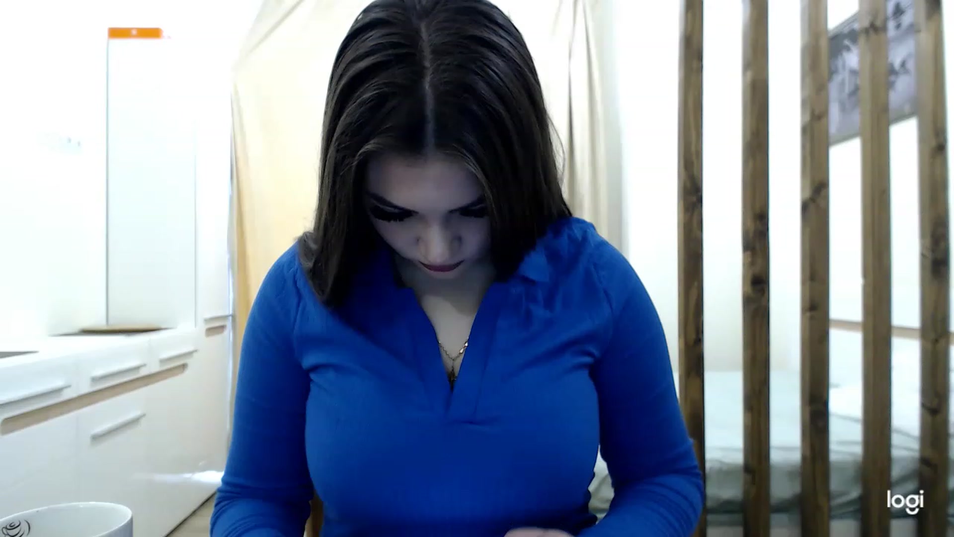Gallery image thumbnail from CutieMoonX's myfreecams stream on, 03/18/2023, 13:41 image 19 of 20