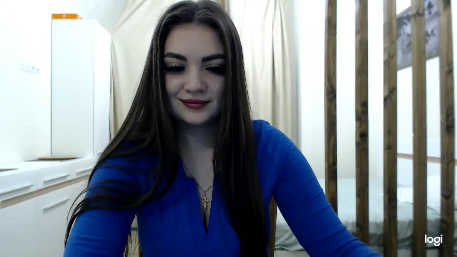 Gallery image thumbnail from CutieMoonX's myfreecams stream on, 03/18/2023, 16:09 image 4 of 20