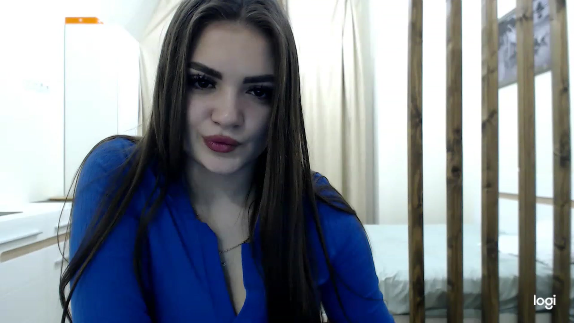 Gallery image thumbnail from CutieMoonX's myfreecams stream on, 03/18/2023, 16:09 image 12 of 20