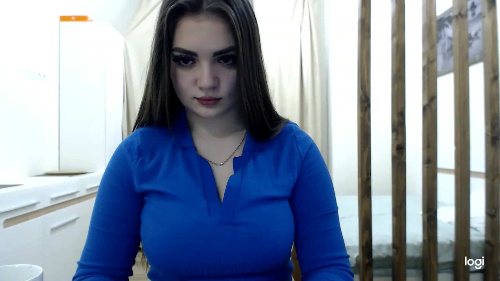 Gallery image thumbnail from CutieMoonX's myfreecams stream on, 03/18/2023, 17:07 image 7 of 20