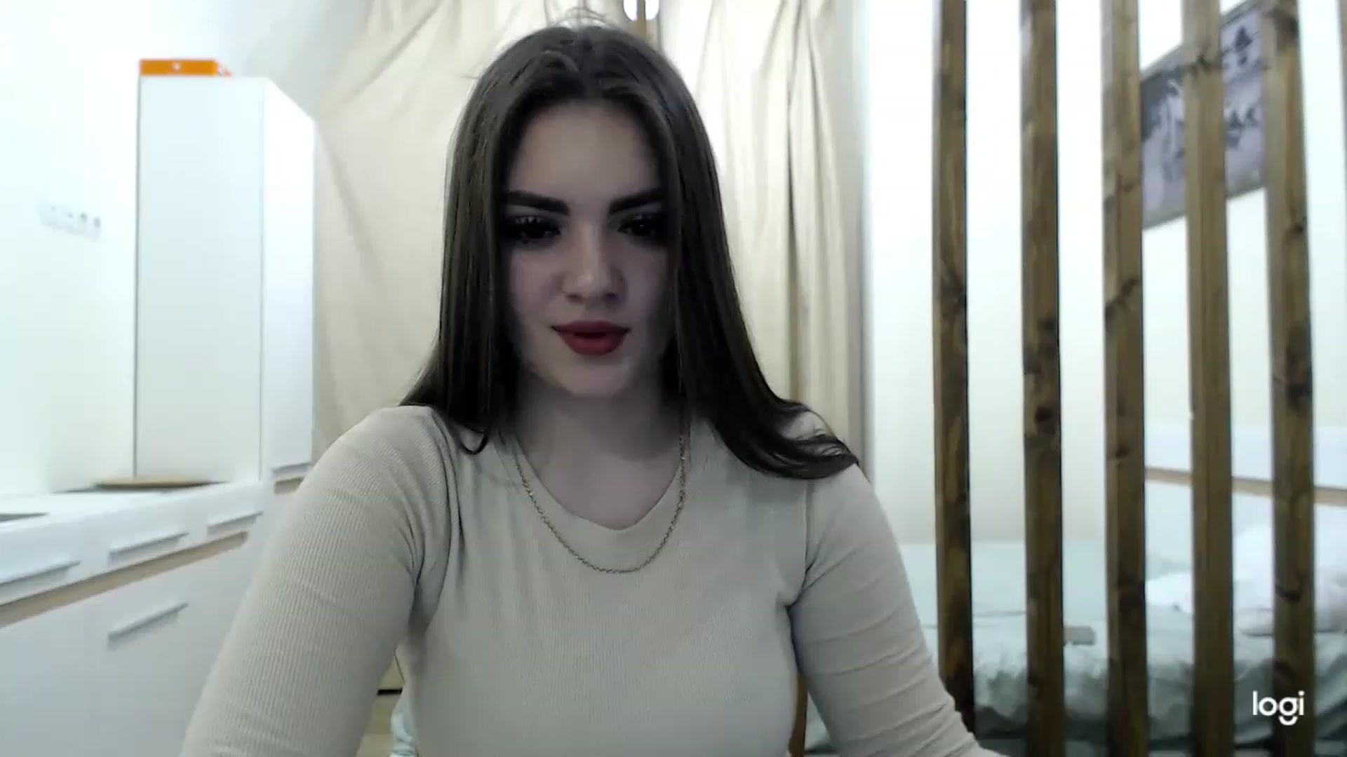 Gallery image thumbnail from CutieMoonX's myfreecams stream on, 03/20/2023, 18:03 image 7 of 20