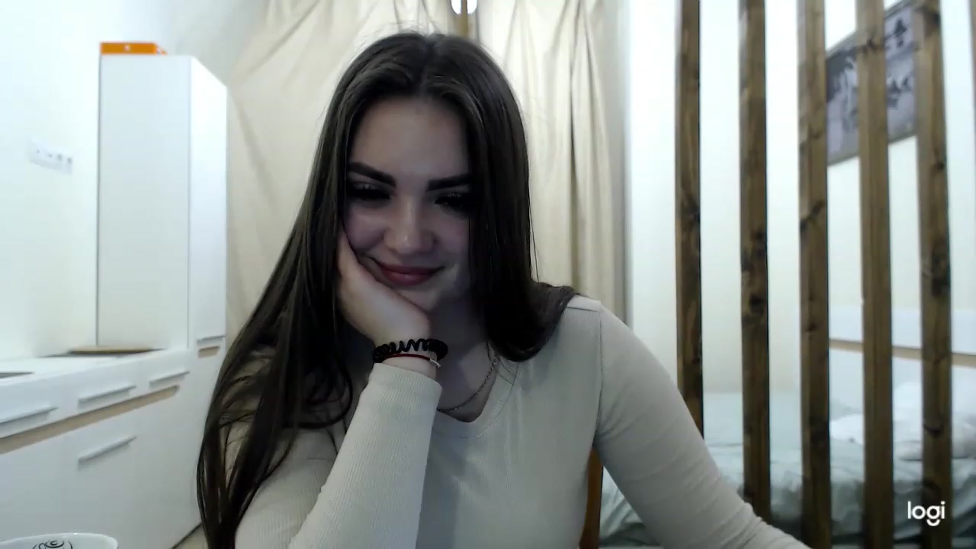 Gallery image thumbnail from CutieMoonX's myfreecams stream on, 03/20/2023, 18:42 image 4 of 20