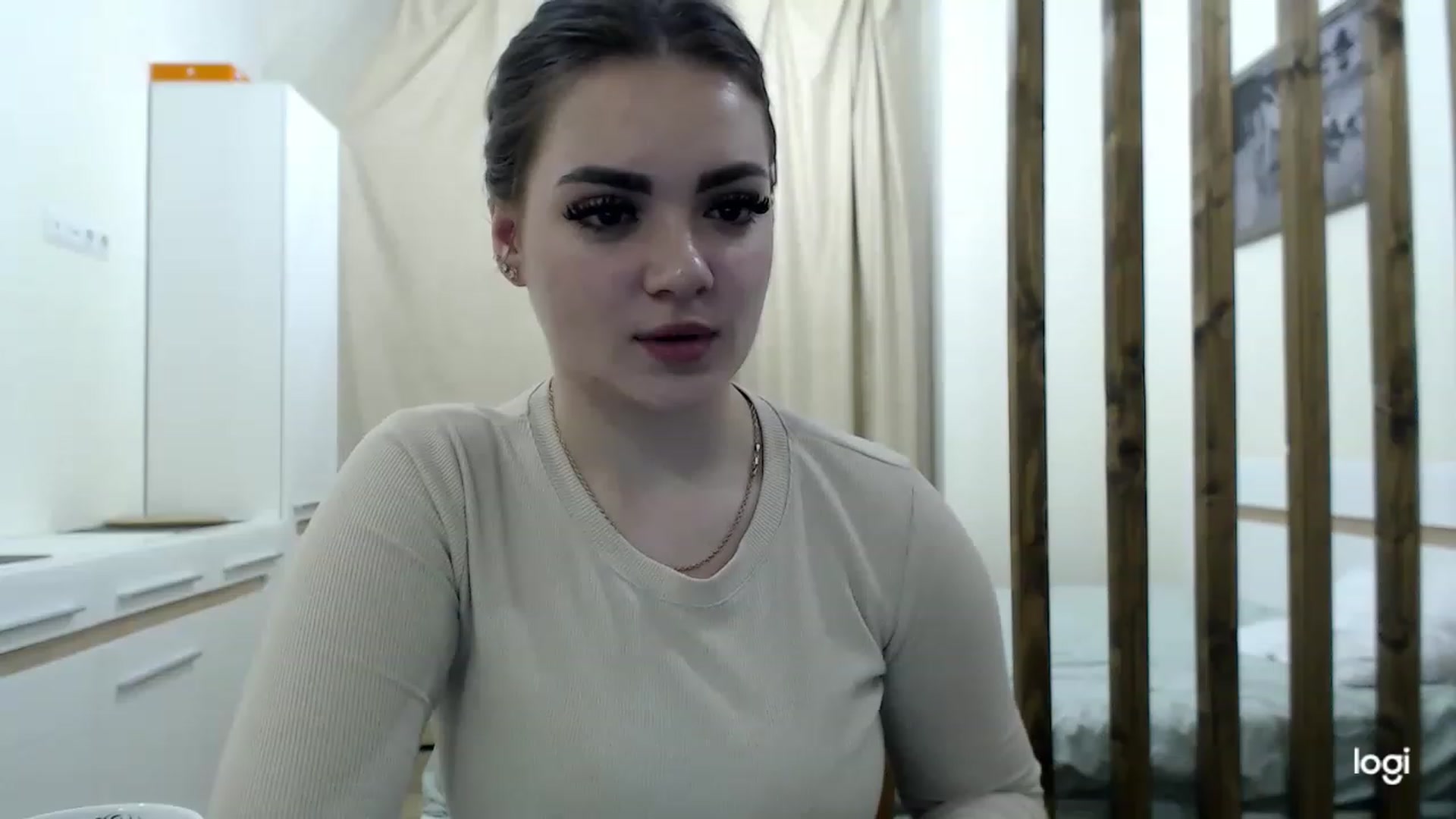 Gallery image thumbnail from CutieMoonX's myfreecams stream on, 03/20/2023, 18:42 image 15 of 20