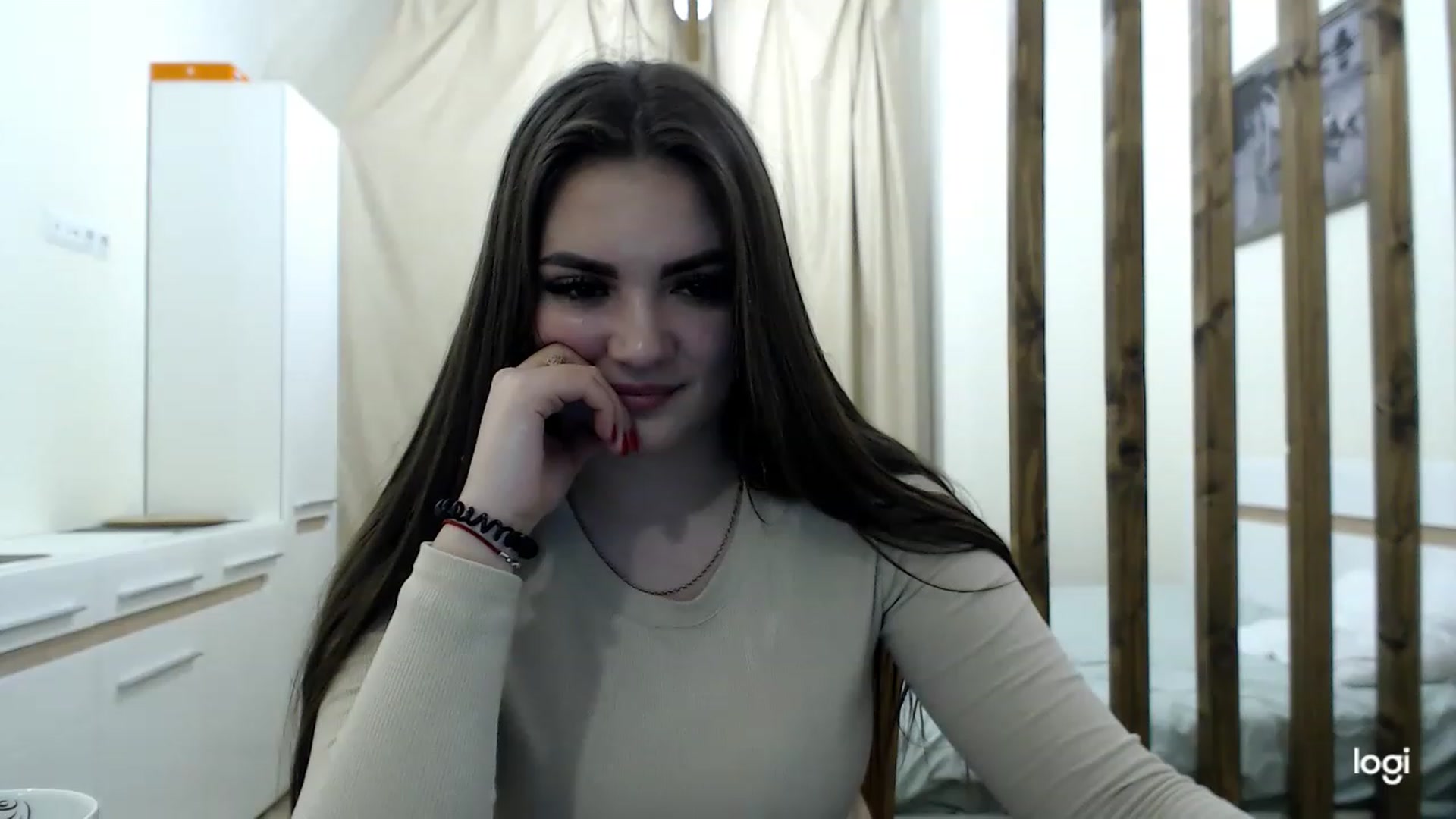 Gallery image thumbnail from CutieMoonX's myfreecams stream on, 03/20/2023, 18:42 image 13 of 20