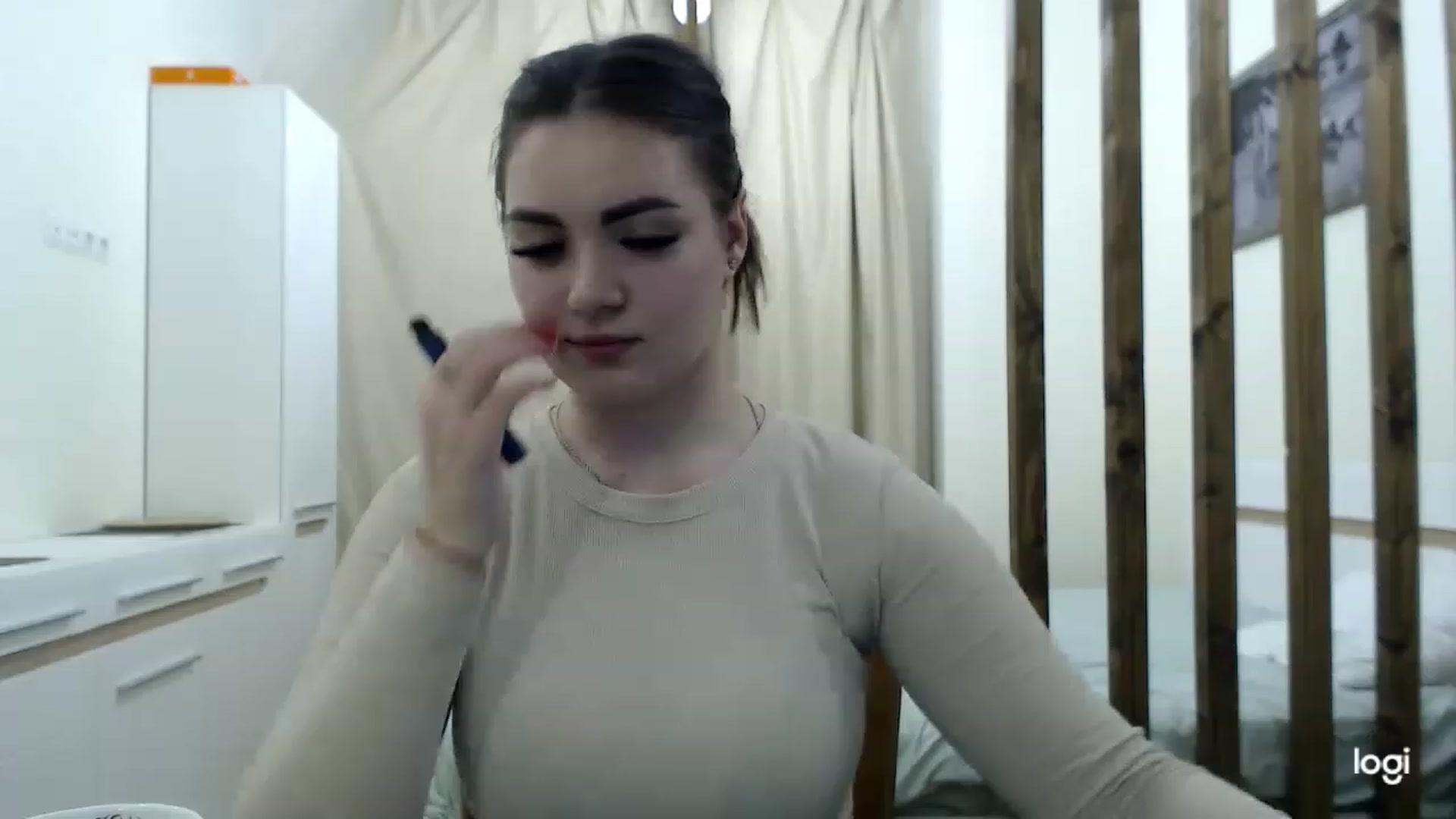 Gallery image thumbnail from CutieMoonX's myfreecams stream on, 03/20/2023, 18:42 image 16 of 20