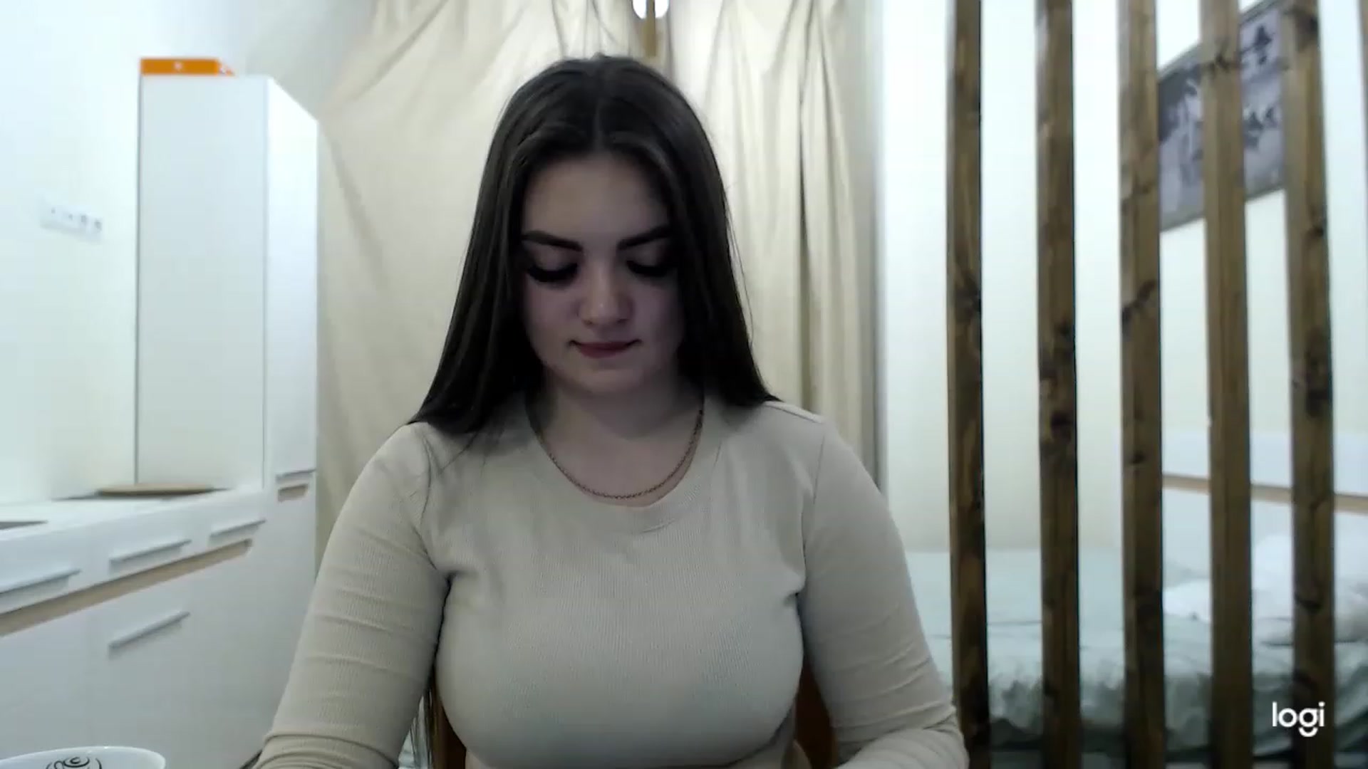 Gallery image thumbnail from CutieMoonX's myfreecams stream on, 03/20/2023, 18:42 image 2 of 20