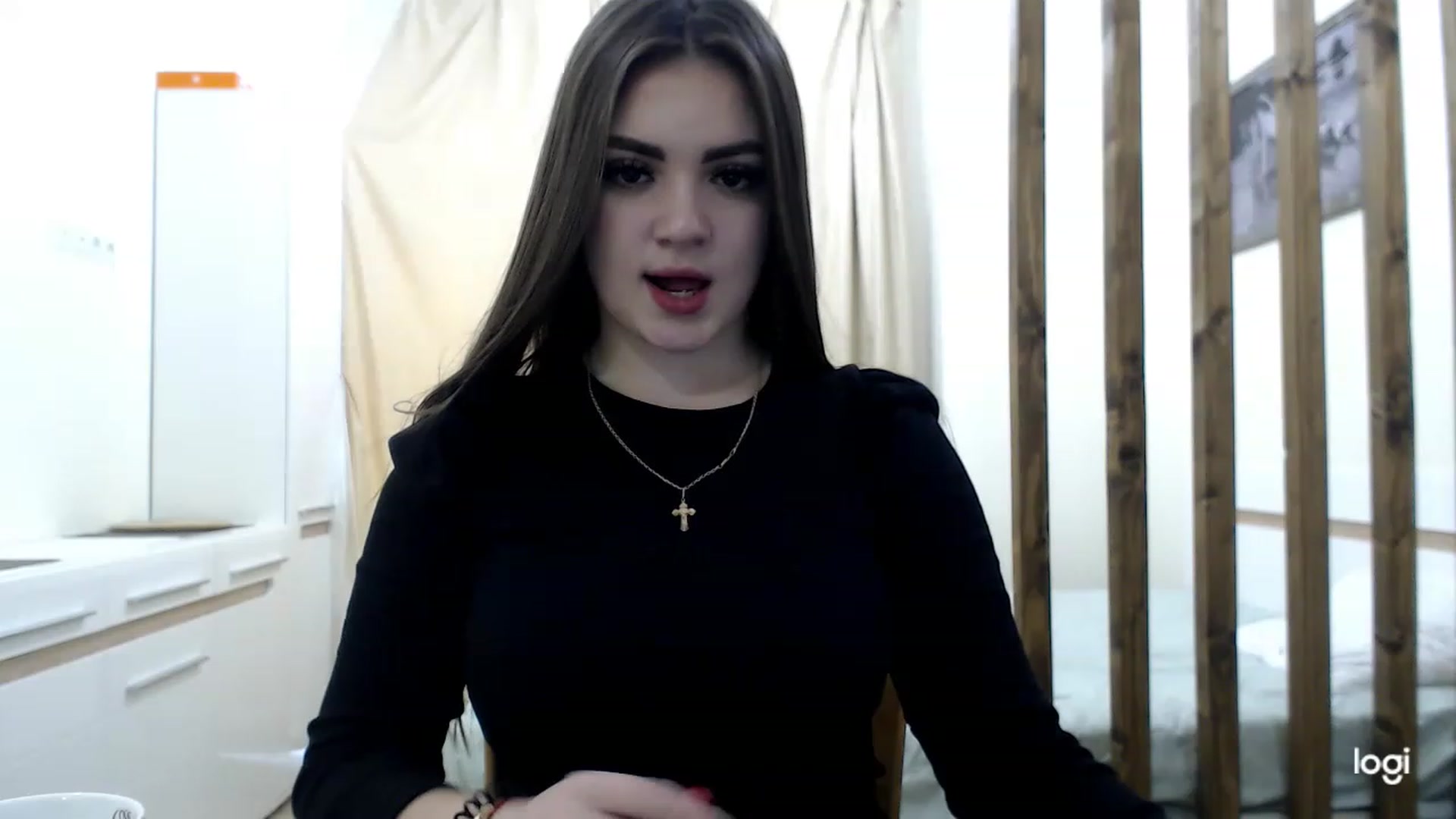 Gallery image thumbnail from CutieMoonX's myfreecams stream on, 03/21/2023, 13:04 image 14 of 20