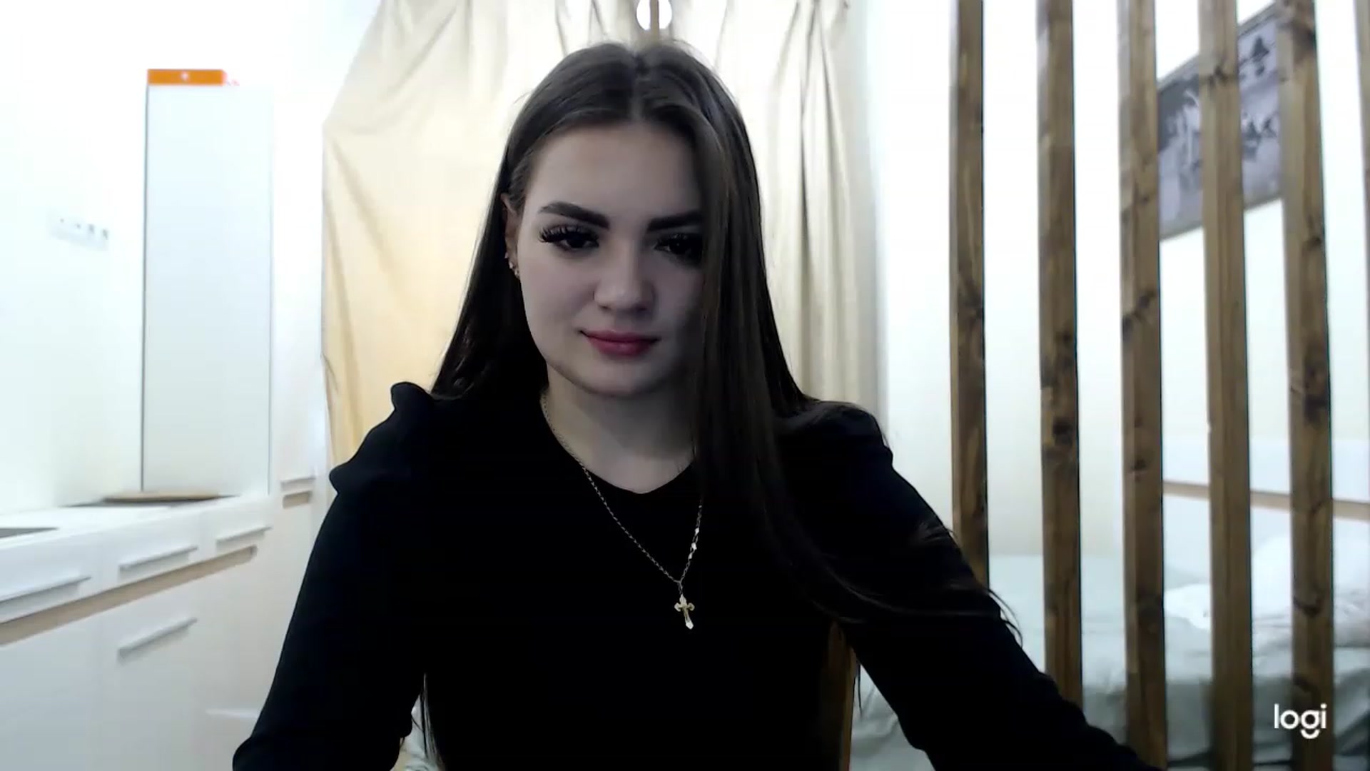 Gallery image thumbnail from CutieMoonX's myfreecams stream on, 03/21/2023, 13:04 image 5 of 20