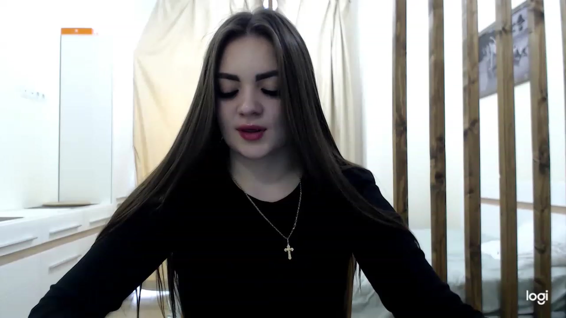 Gallery image thumbnail from CutieMoonX's myfreecams stream on, 03/21/2023, 13:04 image 3 of 20