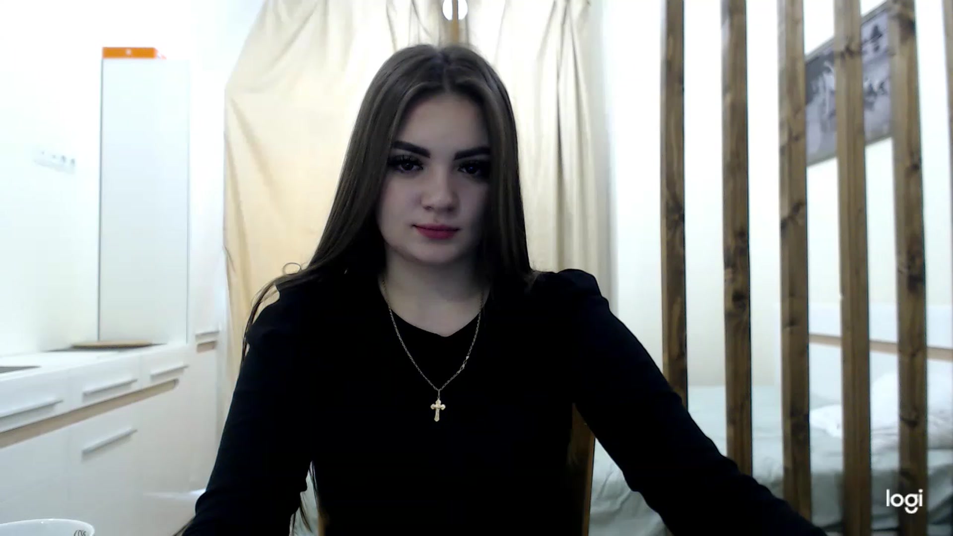 Gallery image thumbnail from CutieMoonX's myfreecams stream on, 03/21/2023, 13:04 image 12 of 20