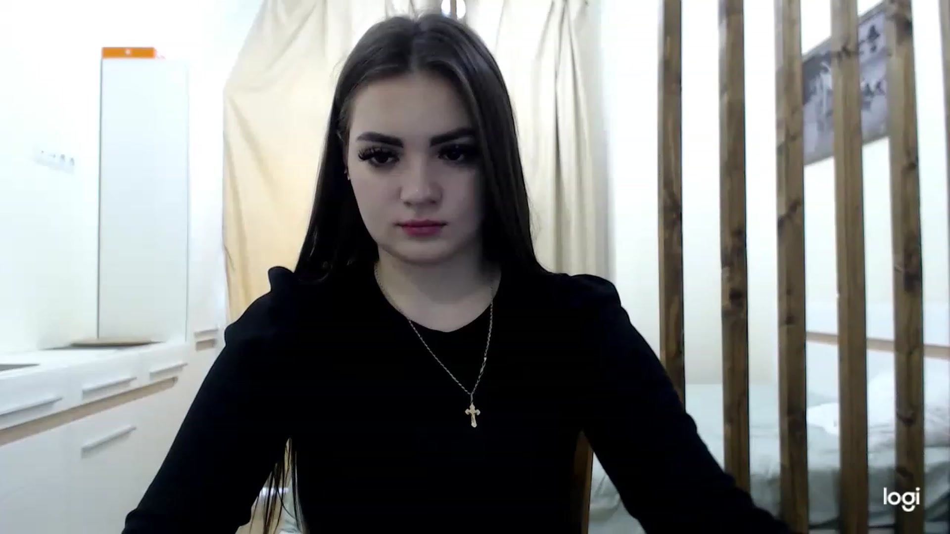 Gallery image thumbnail from CutieMoonX's myfreecams stream on, 03/21/2023, 13:04 image 6 of 20