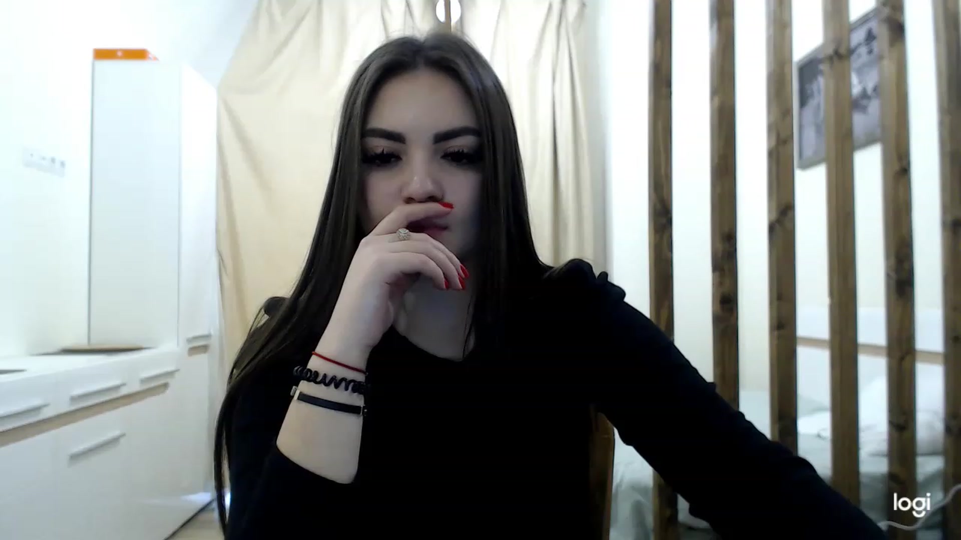 Gallery image thumbnail from CutieMoonX's myfreecams stream on, 03/21/2023, 14:28 image 19 of 20