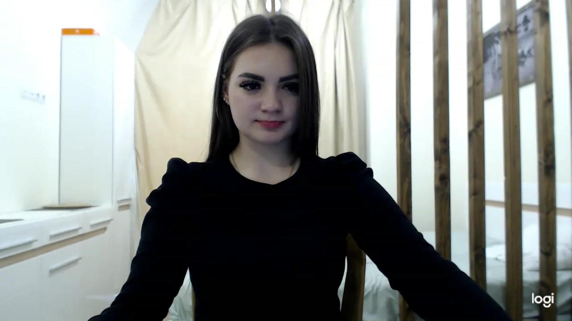 Gallery image thumbnail from CutieMoonX's myfreecams stream on, 03/21/2023, 14:28 image 8 of 20