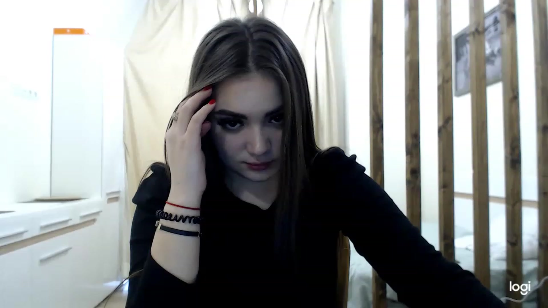 Gallery image thumbnail from CutieMoonX's myfreecams stream on, 03/21/2023, 14:28 image 18 of 20