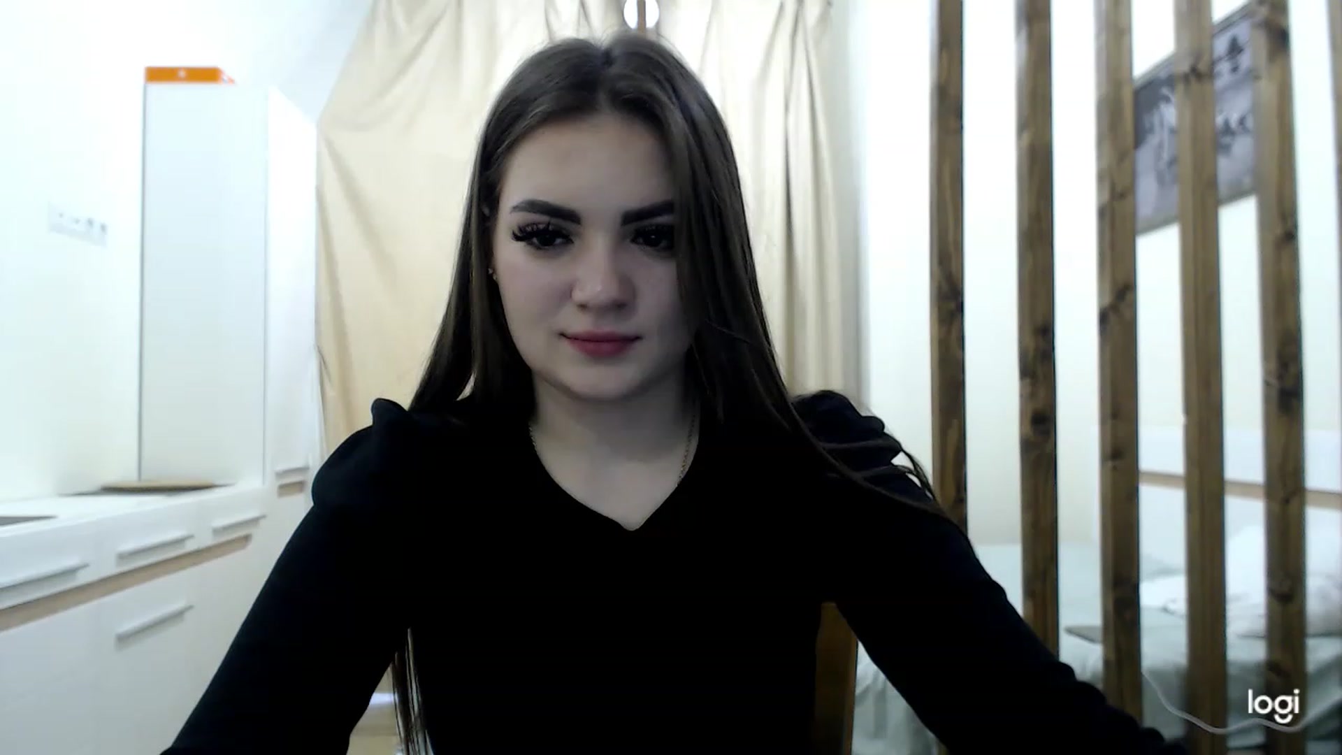 Gallery image thumbnail from CutieMoonX's myfreecams stream on, 03/21/2023, 14:28 image 14 of 20