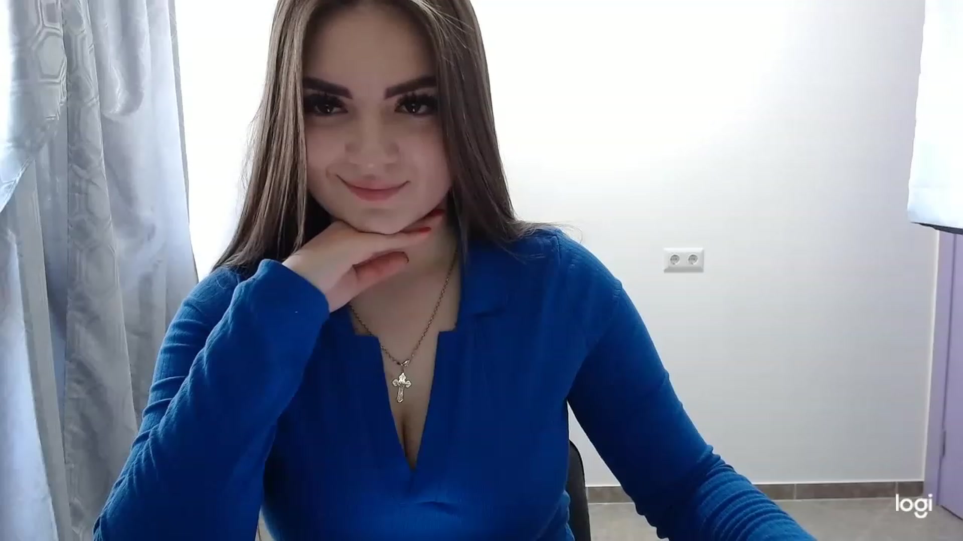 Gallery image thumbnail from CutieMoonX's myfreecams stream on, 03/23/2023, 12:32 image 10 of 20