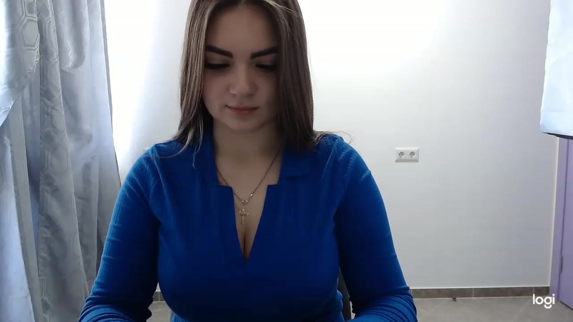 Gallery image thumbnail from CutieMoonX's myfreecams stream on, 03/23/2023, 12:32 image 7 of 20