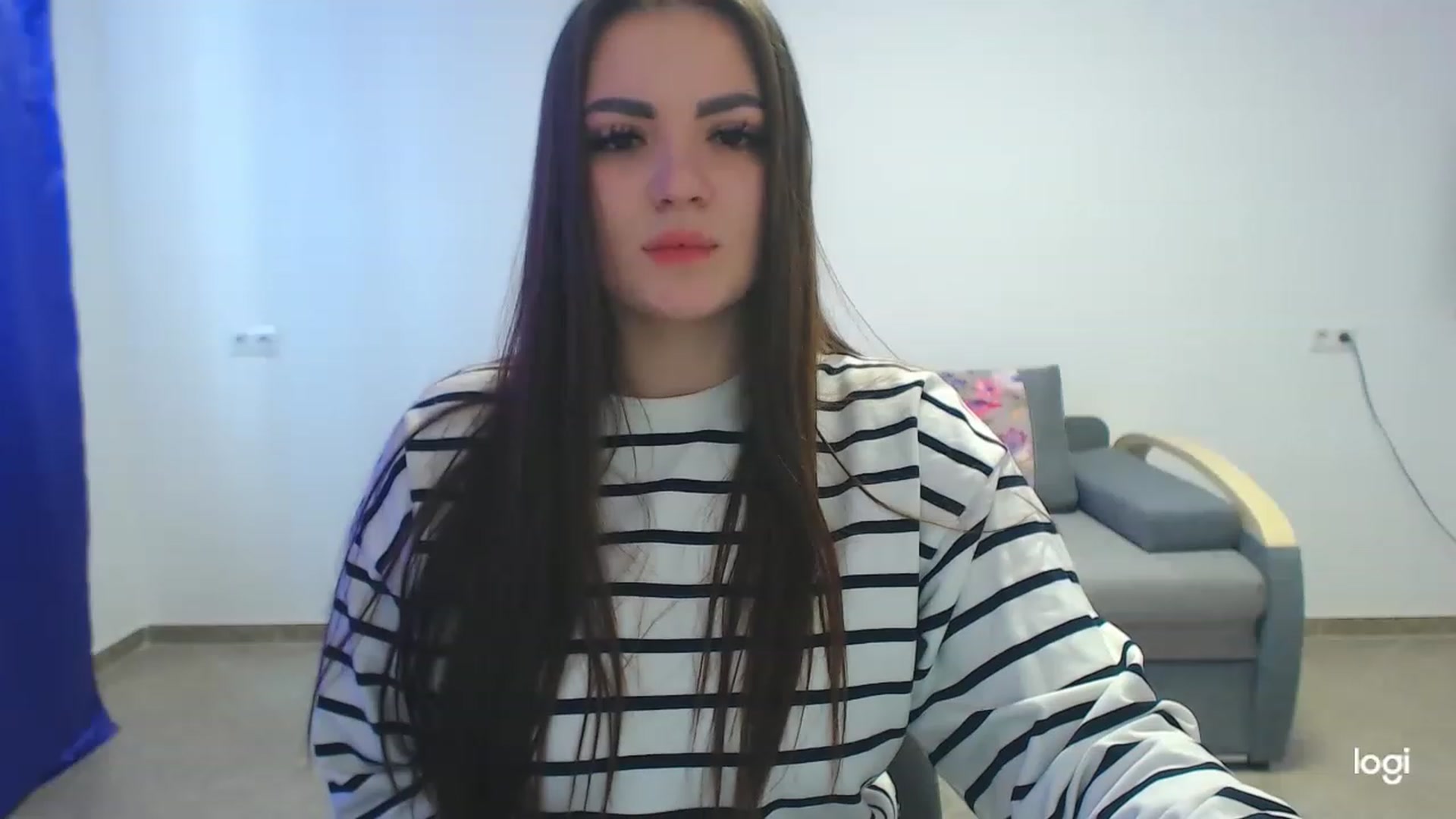 Gallery image thumbnail from CutieMoonX's myfreecams stream on, 04/03/2023, 14:16 image 12 of 20
