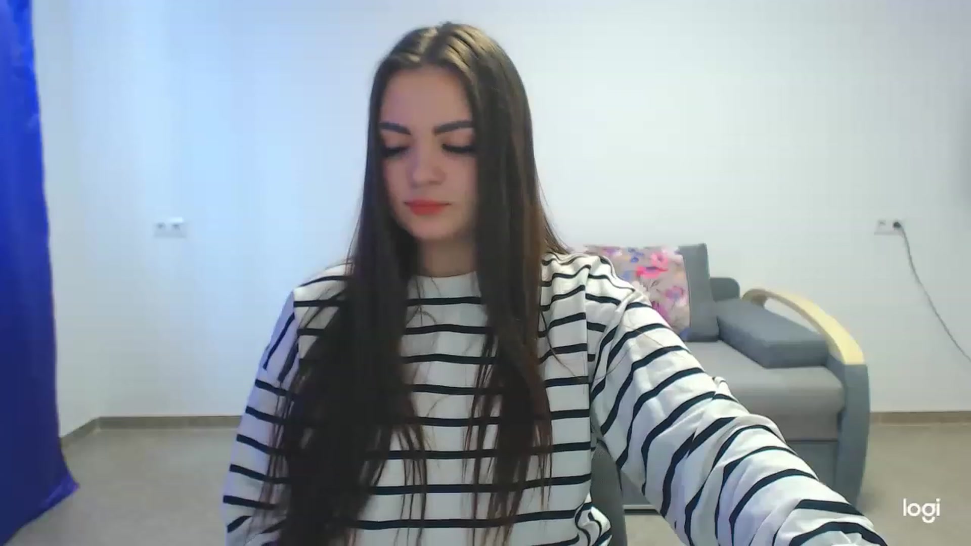 Gallery image thumbnail from CutieMoonX's myfreecams stream on, 04/03/2023, 14:16 image 19 of 20