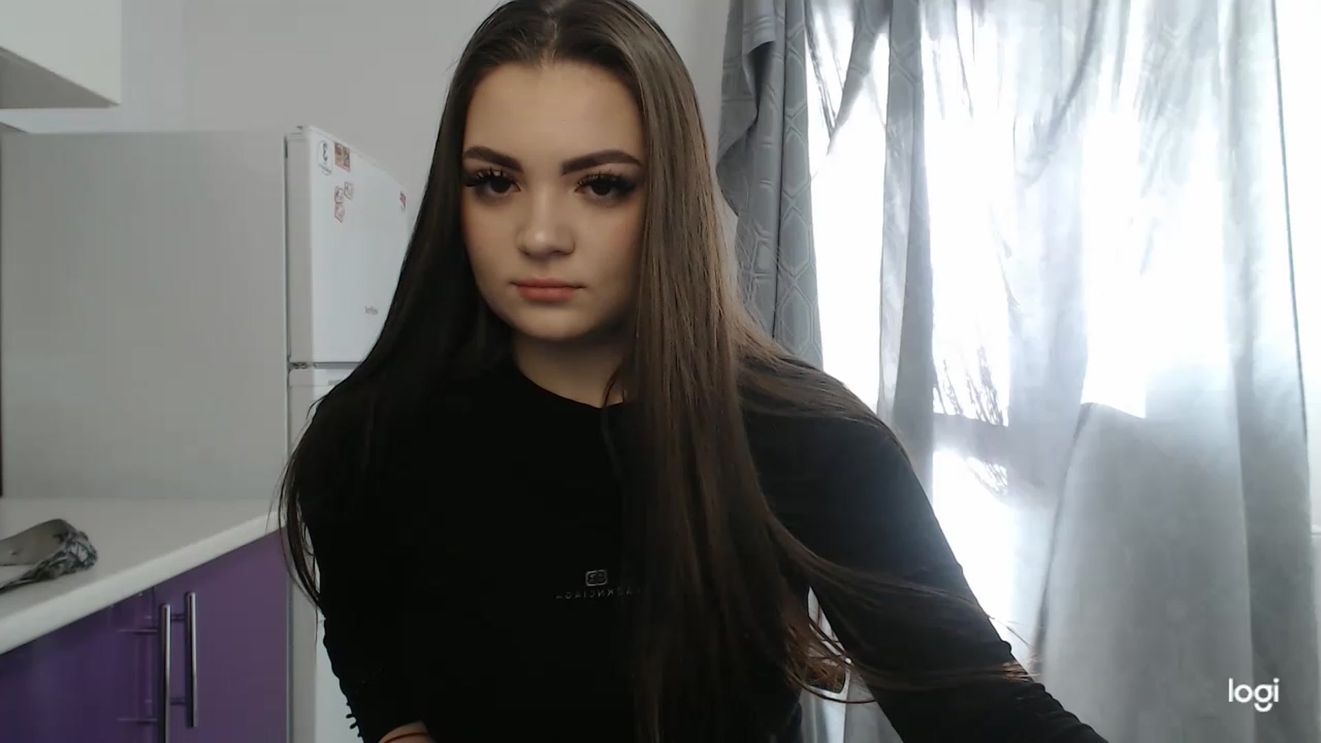 Gallery image thumbnail from CutieMoonX's myfreecams stream on, 04/18/2023, 14:45 image 6 of 20