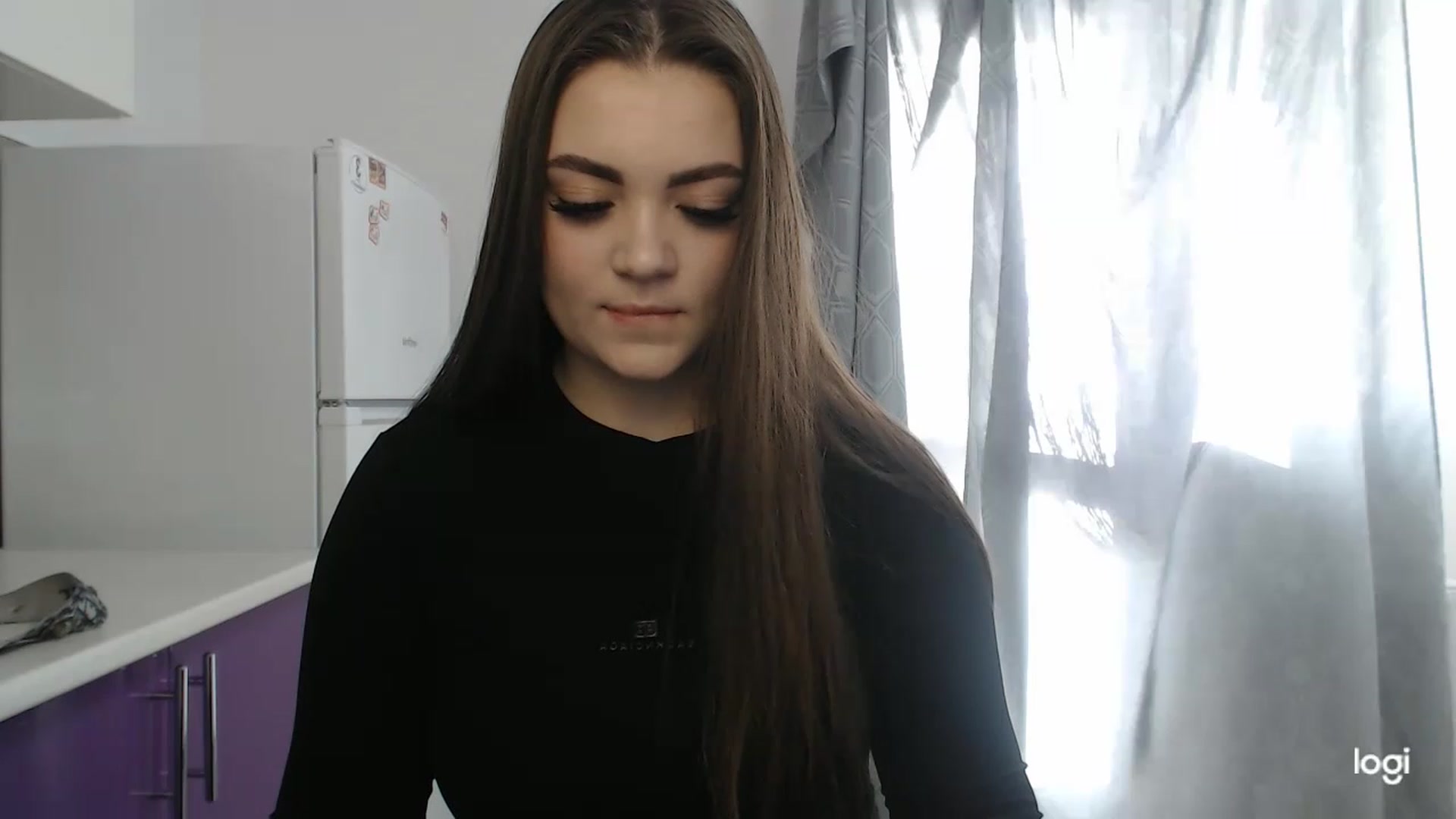 Gallery image thumbnail from CutieMoonX's myfreecams stream on, 04/18/2023, 14:45 image 15 of 20