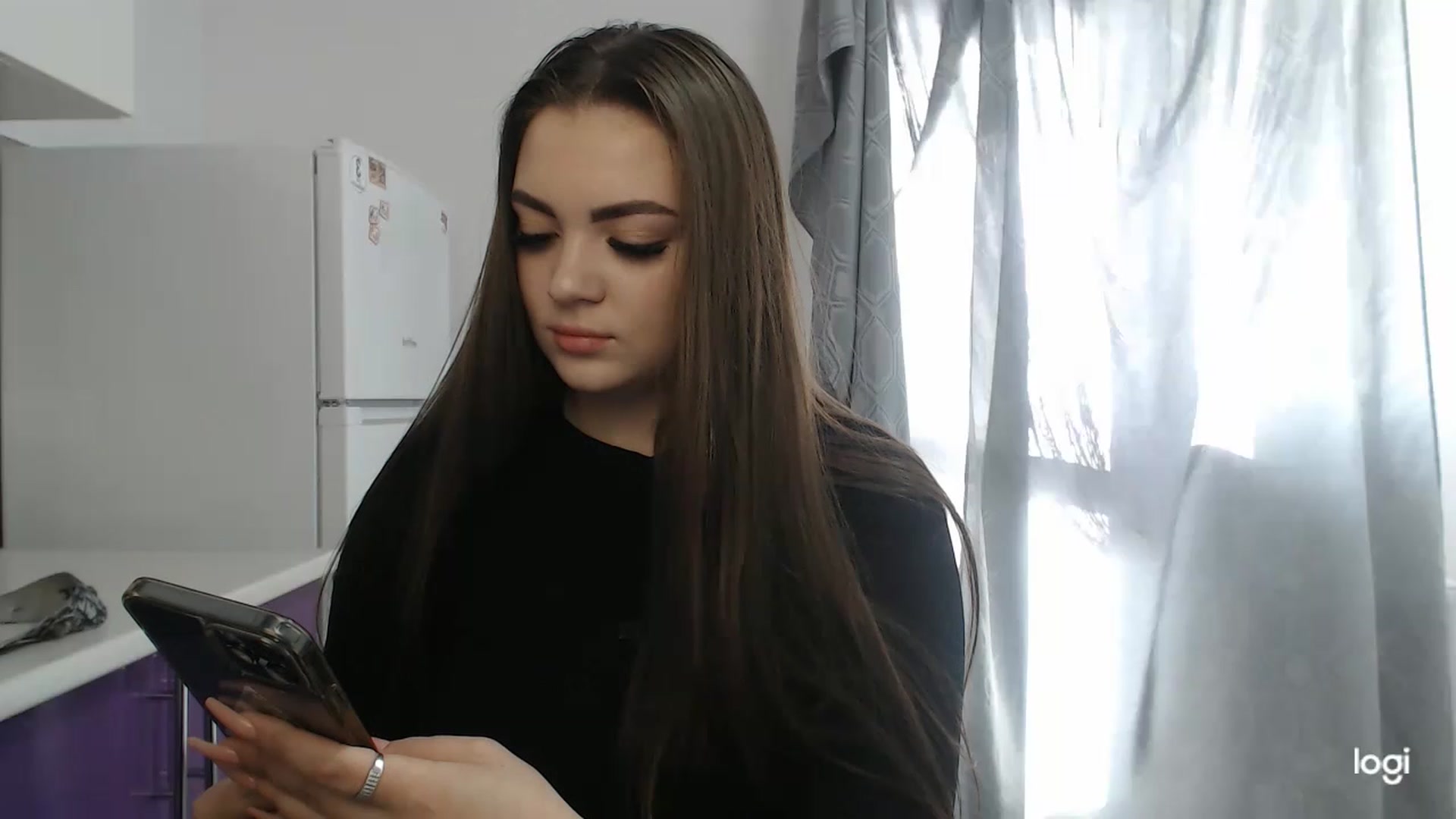 Gallery image thumbnail from CutieMoonX's myfreecams stream on, 04/18/2023, 14:45 image 3 of 20