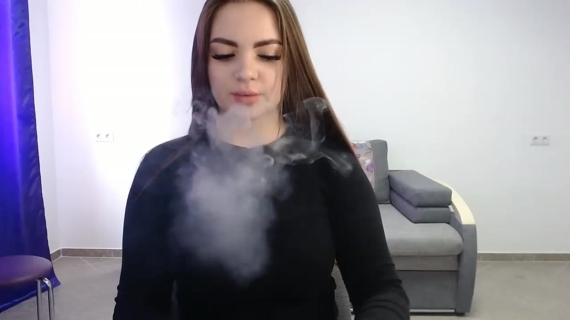 Gallery image thumbnail from CutieMoonX's myfreecams stream on, 04/29/2023, 11:57 image 15 of 20