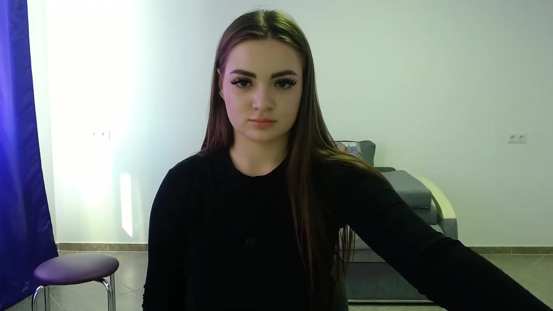 Gallery image thumbnail from CutieMoonX's myfreecams stream on, 05/03/2023, 13:23 image 14 of 20