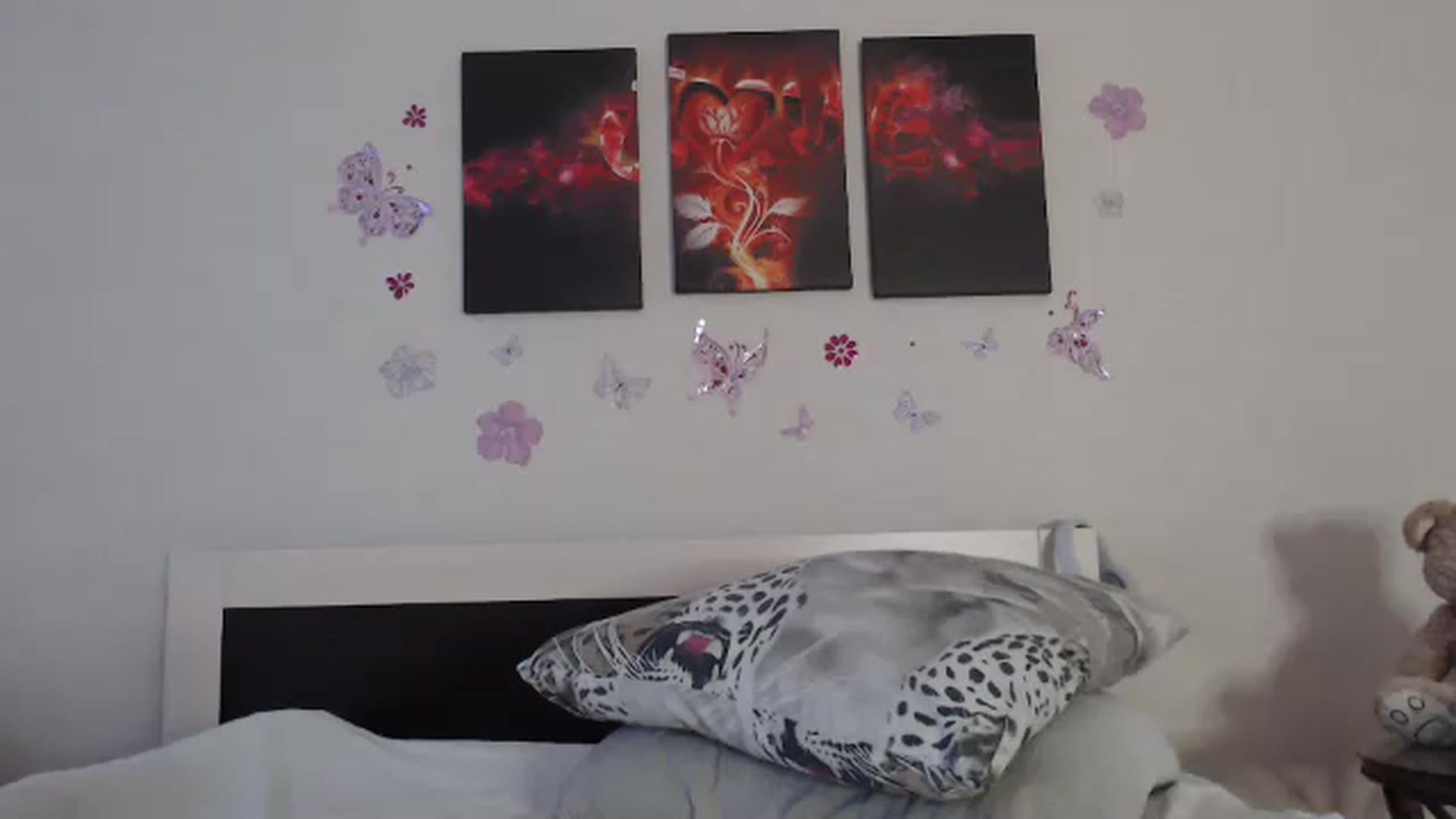 Gallery image thumbnail from CutieOlga's myfreecams stream on, 11/18/2022, 04:04 image 12 of 20