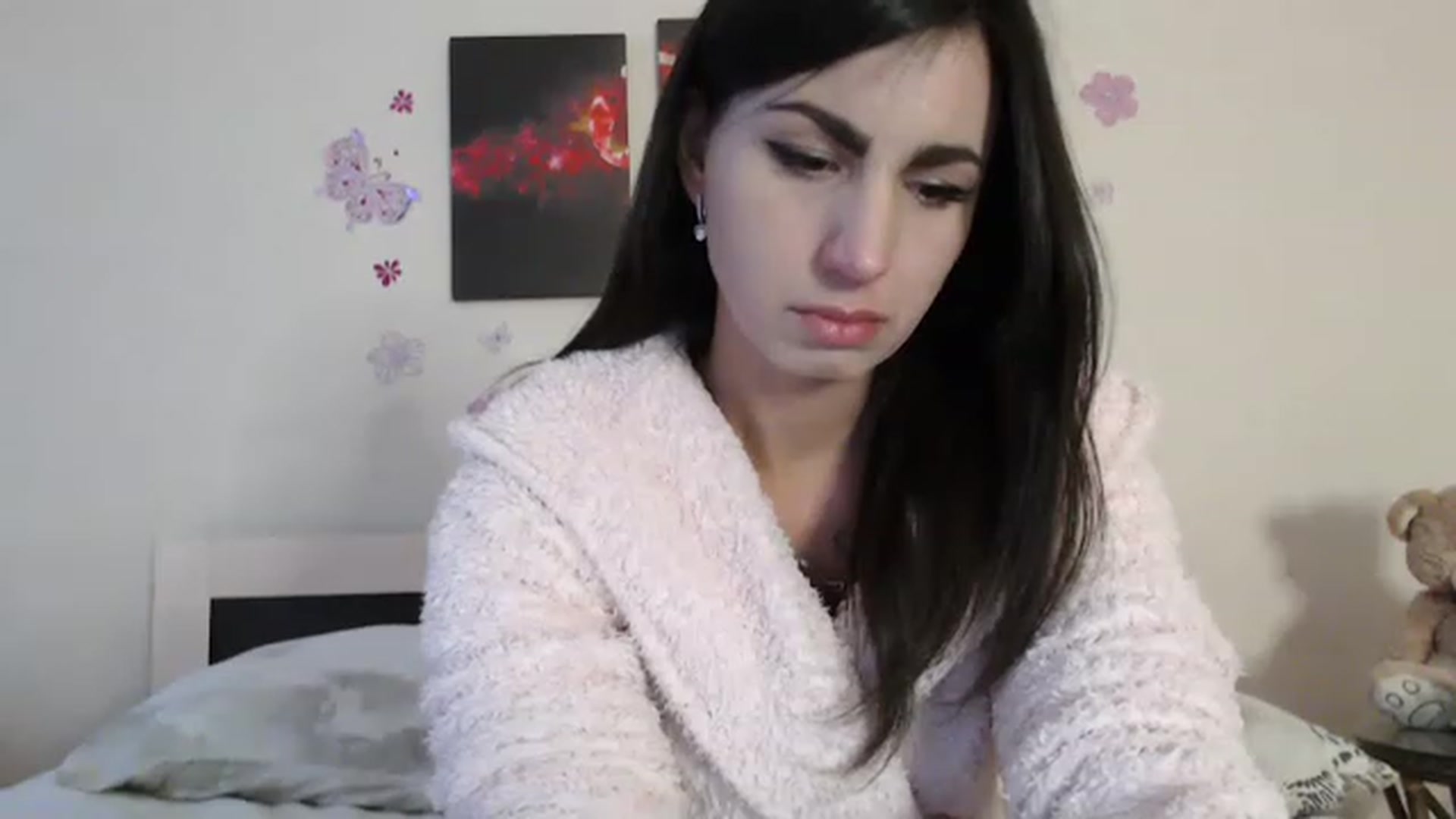 Gallery image thumbnail from CutieOlga's myfreecams stream on, 11/21/2022, 04:18 image 6 of 20