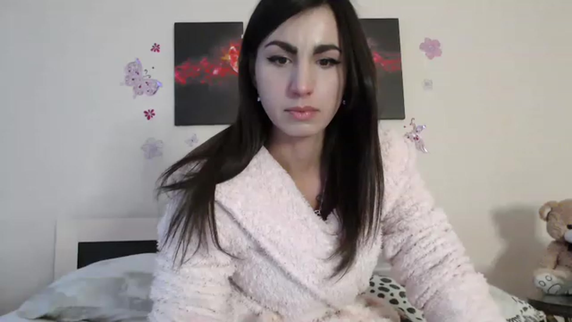 Gallery image thumbnail from CutieOlga's myfreecams stream on, 11/21/2022, 04:18 image 5 of 20