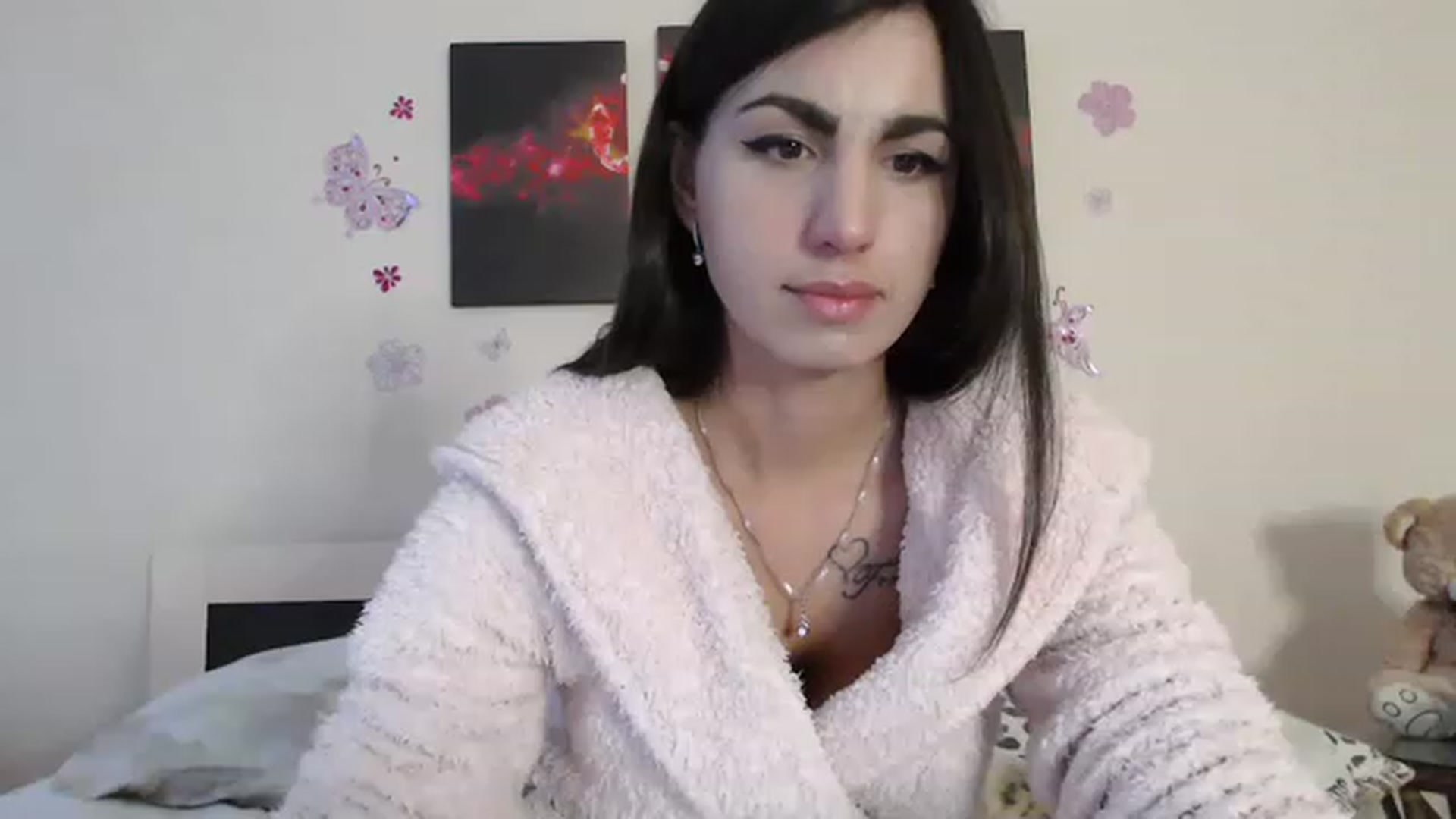 Gallery image thumbnail from CutieOlga's myfreecams stream on, 11/21/2022, 04:18 image 19 of 20