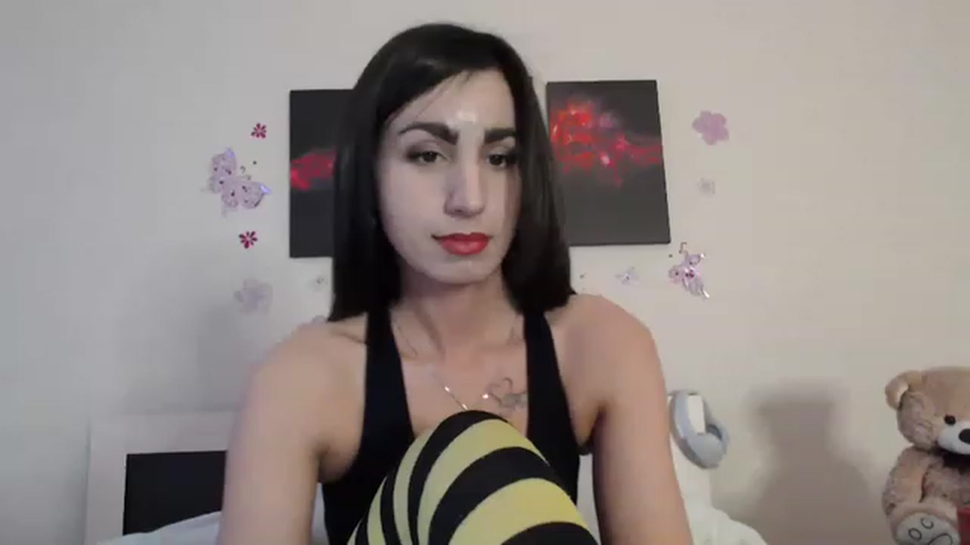 Gallery image thumbnail from CutieOlga's myfreecams stream on, 11/25/2022, 04:16 image 11 of 20